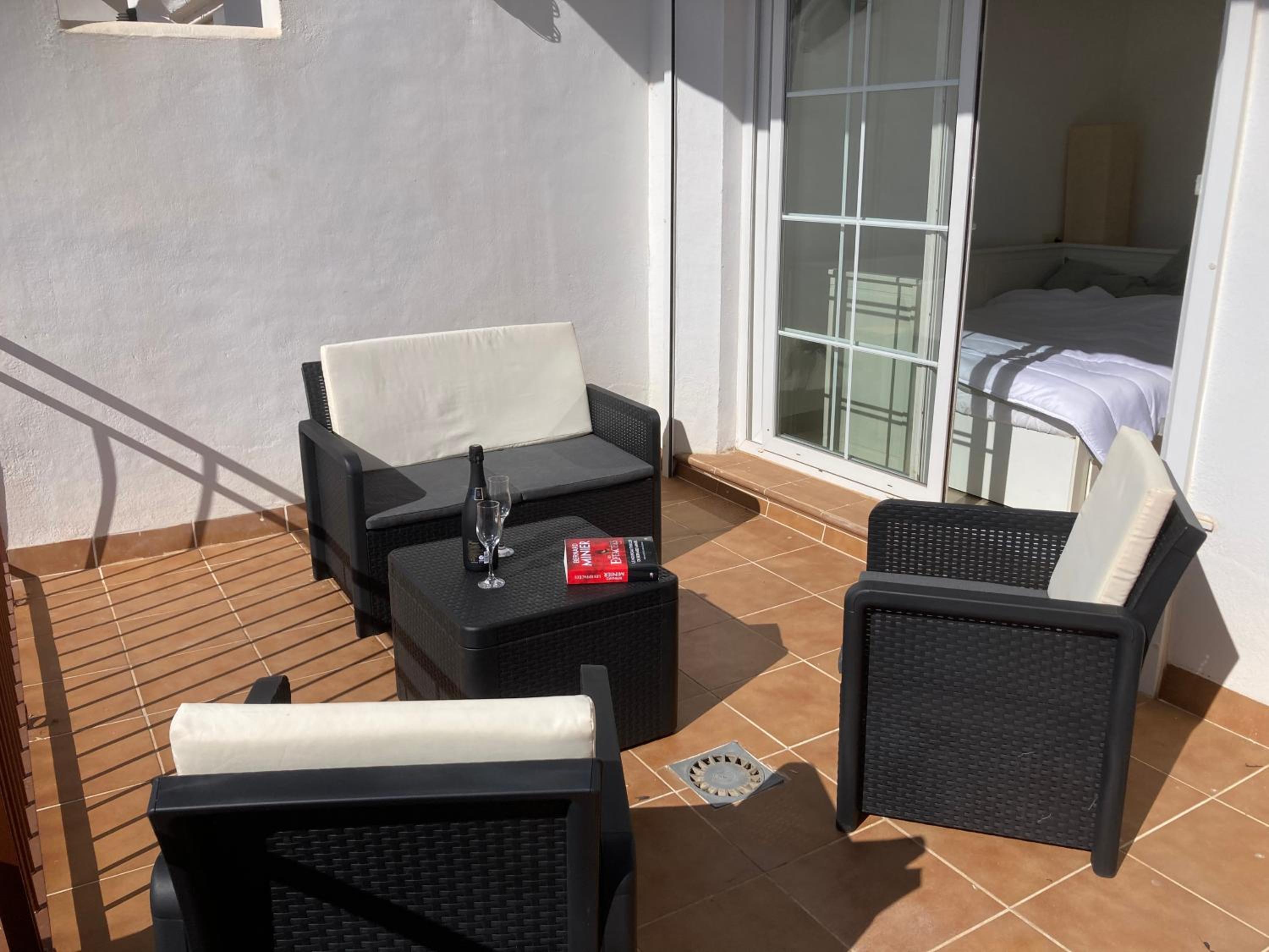 Superbe Duplex + rooftop , 3 terrasses view 2