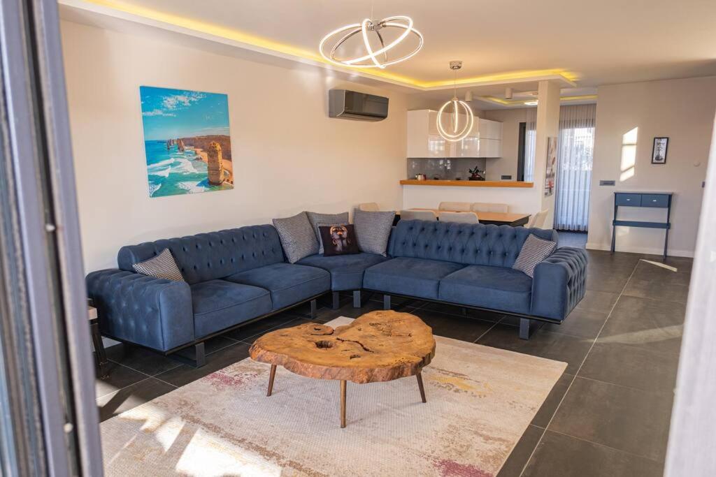 Çeşme lüks huzurlu yeni villa view 4