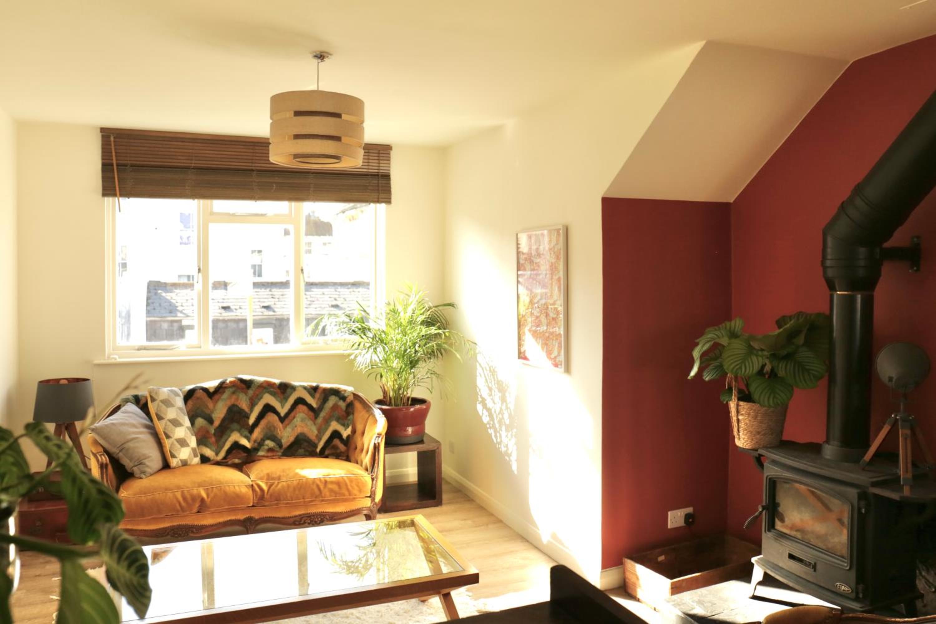 Sunny Seaside Sanctuary - Two Bedroom Apartment view 3