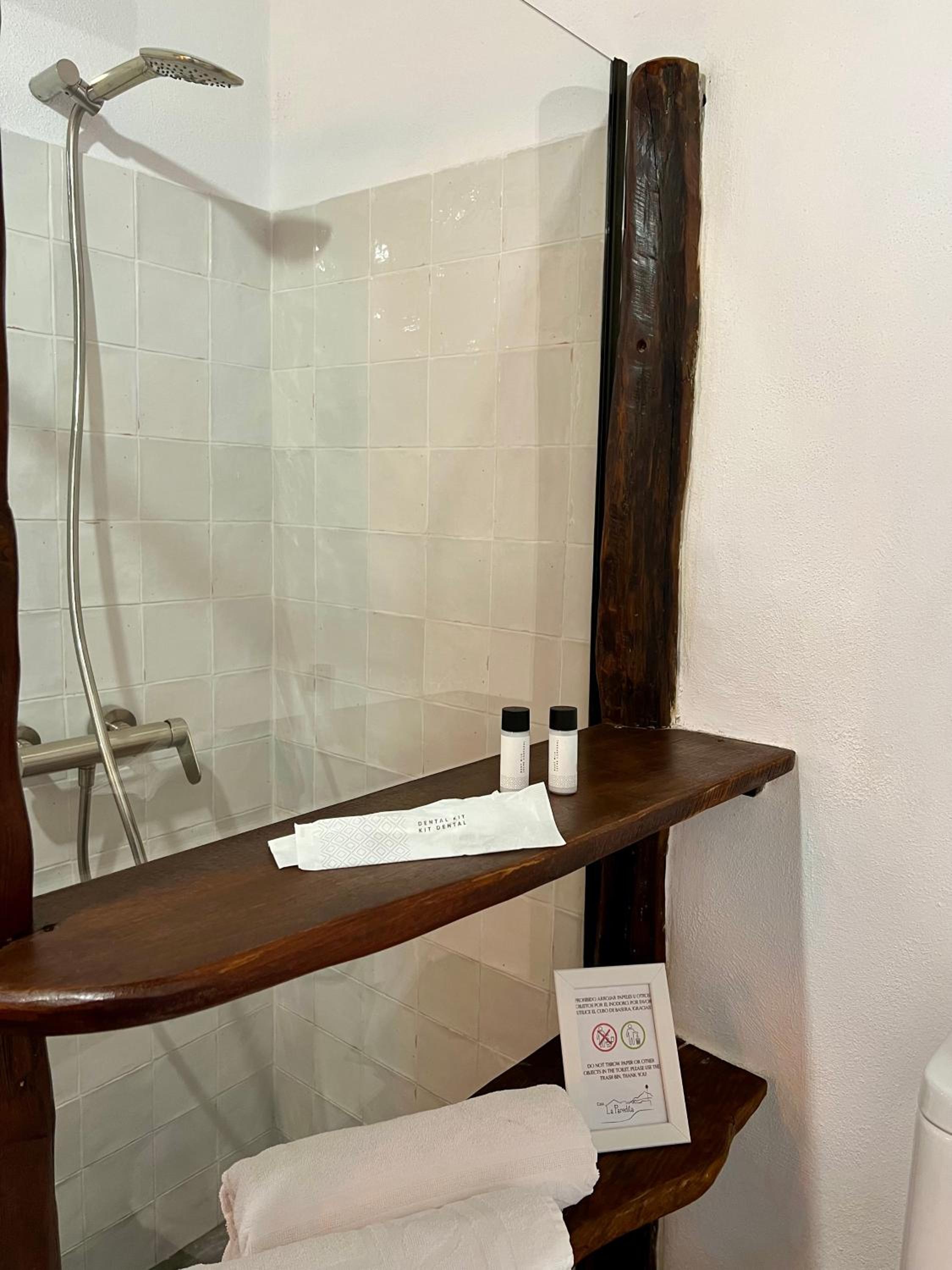La Paredita Casa Taoro
