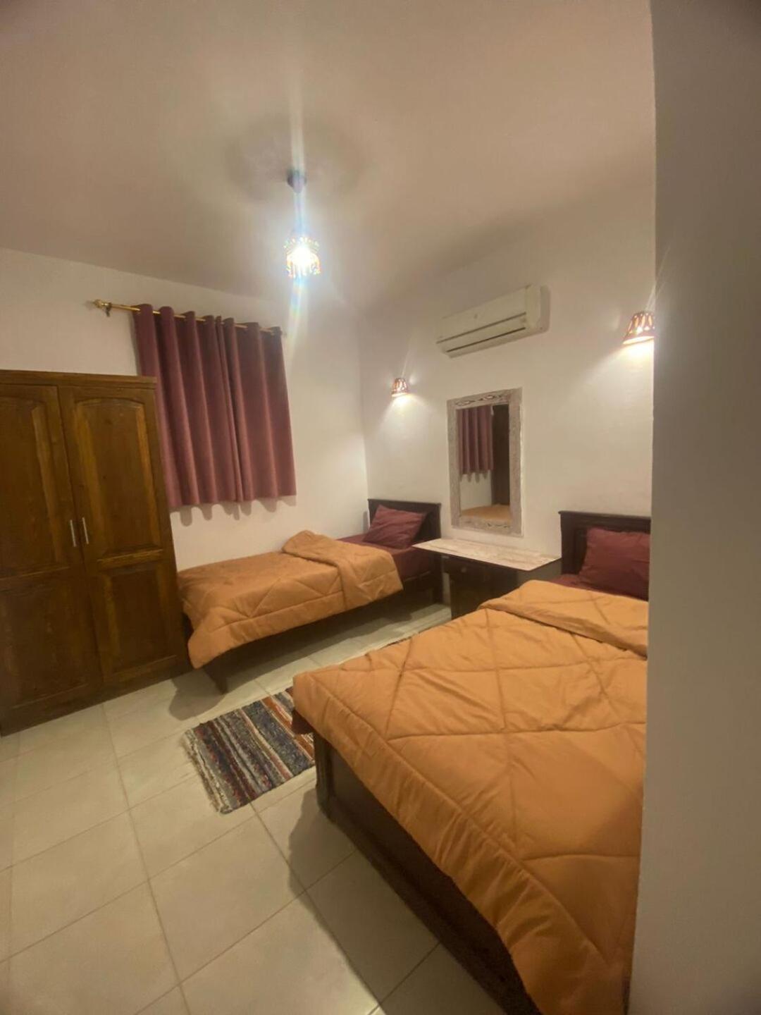 NOUR SINA apartments