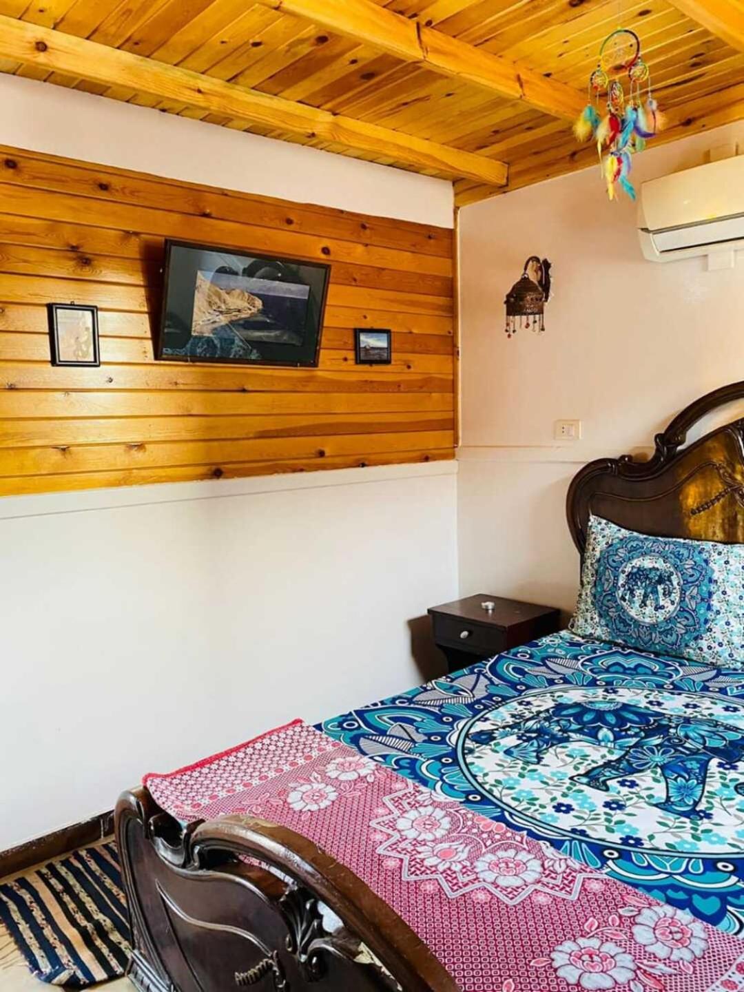 NOUR SINA apartments