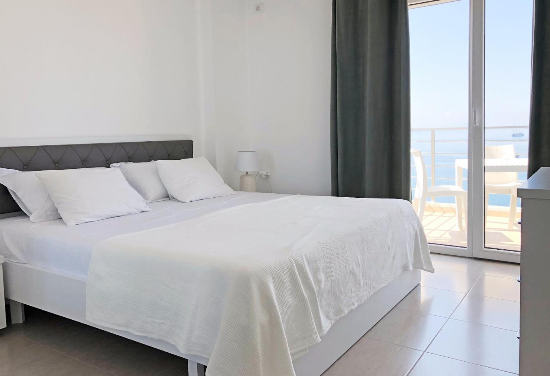 Saranda Luxury View Apartment