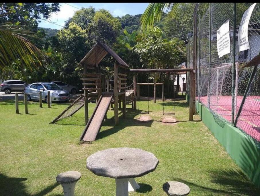Casa 84 Condomínio fechado de frente para praia - Boiçucanga SP