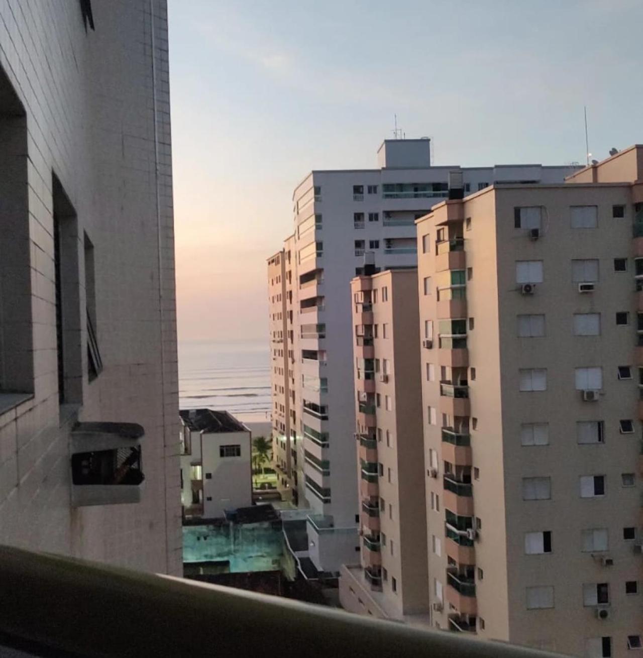 Apartamento Praia Grande Aviação 160m da Praia