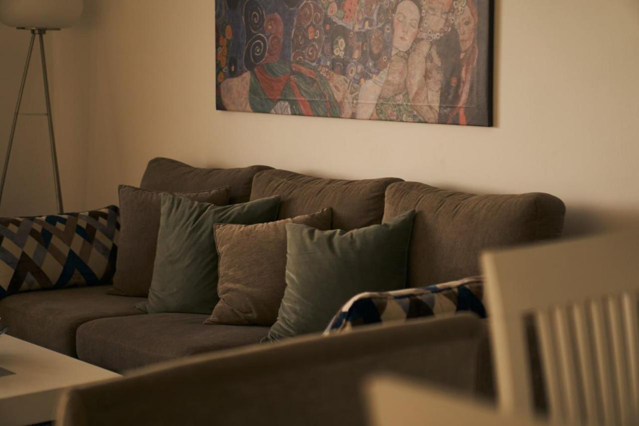 Saranda Luxury View Apartment