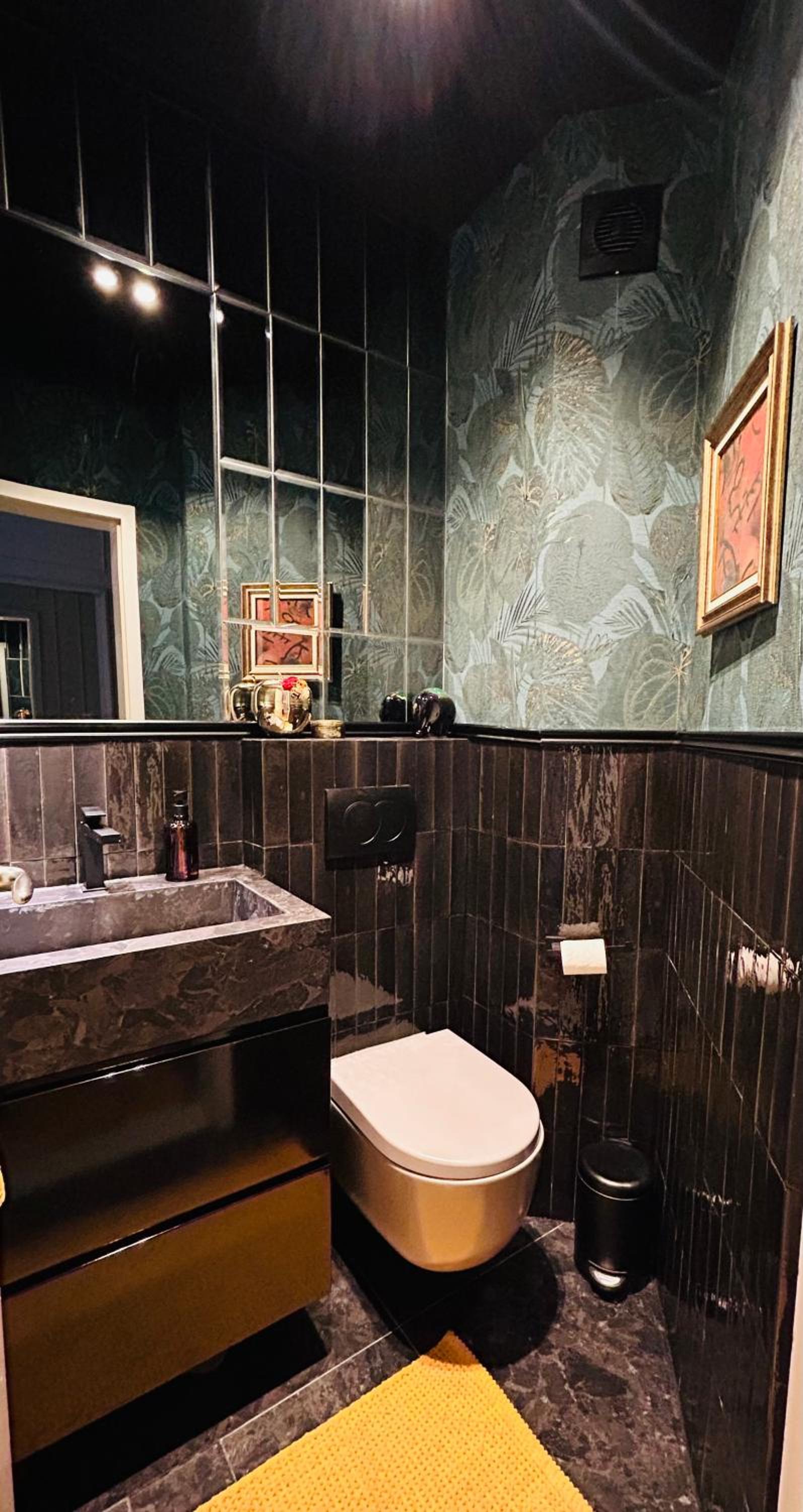 Chic Riverview Apartment, photo 24
