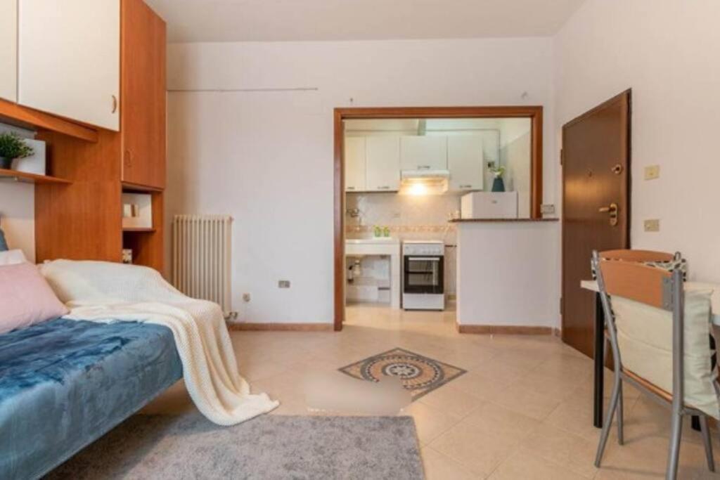 Appartamento monolocale a Modena photo 3