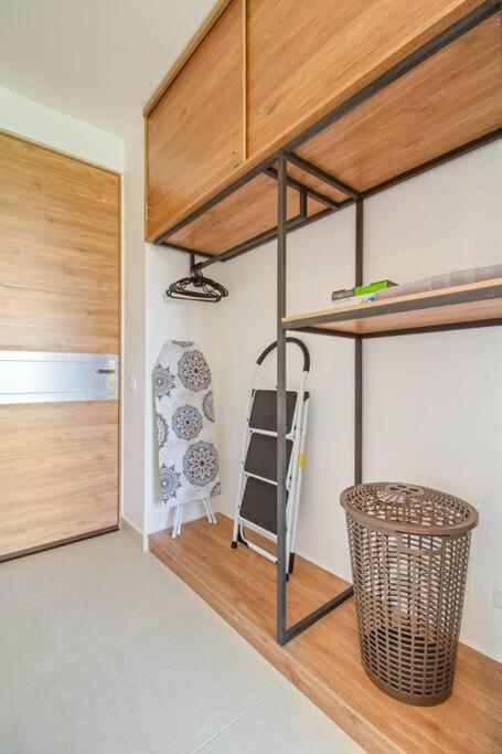 Habitación tipo hoteI Wifi rápido I Vista al mar