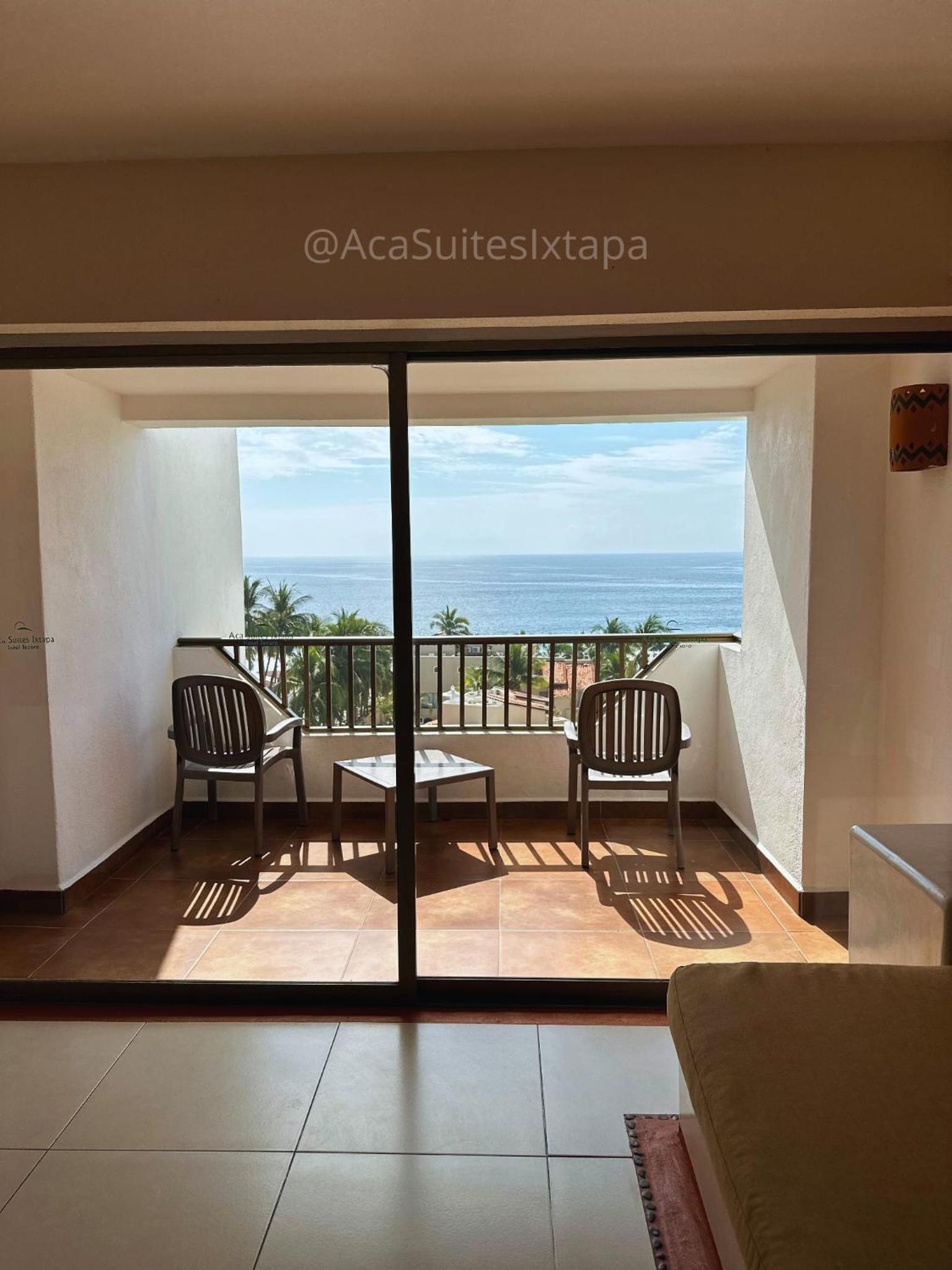 Aca Suites Ixtapa
