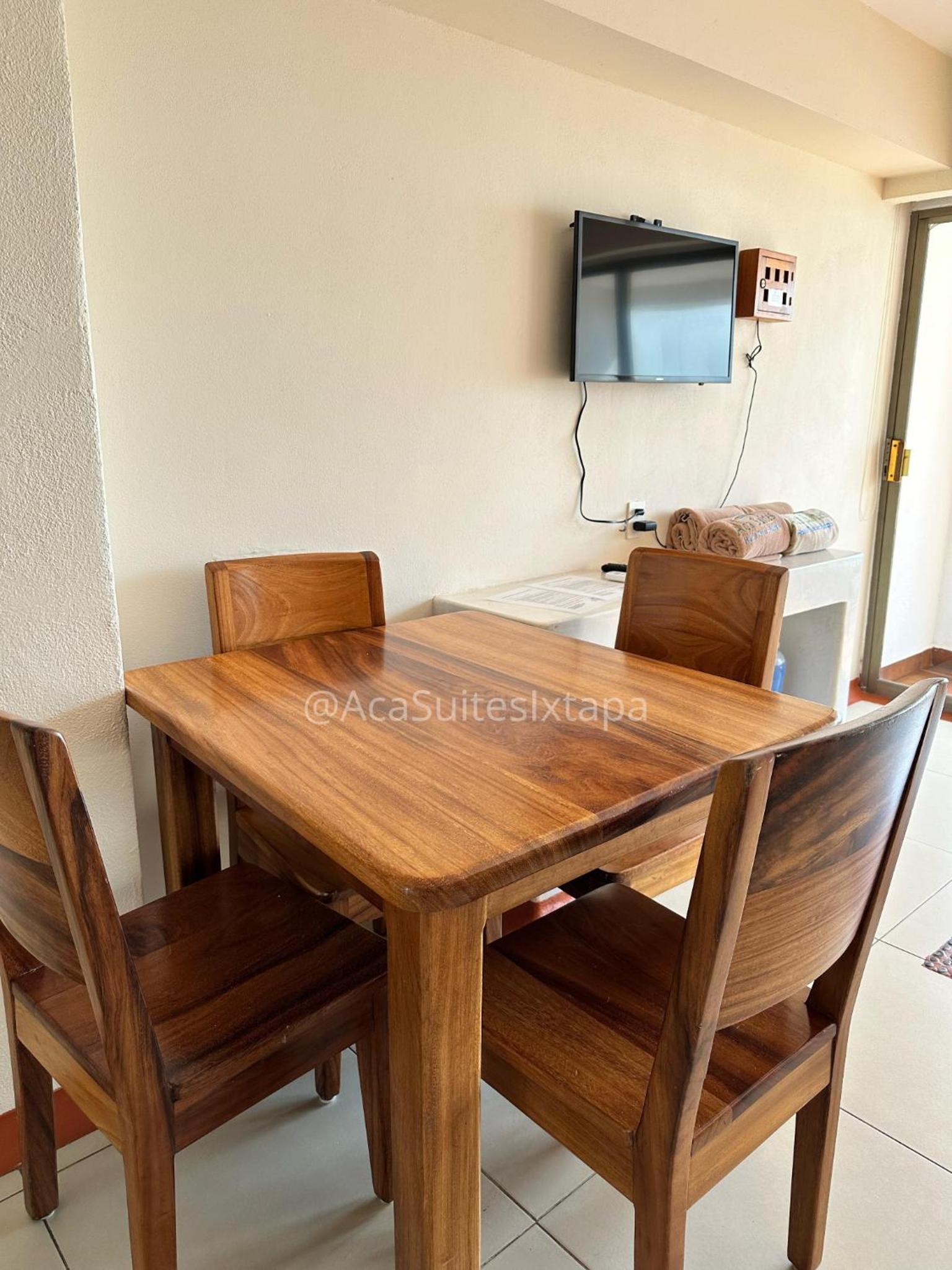 Aca Suites Ixtapa