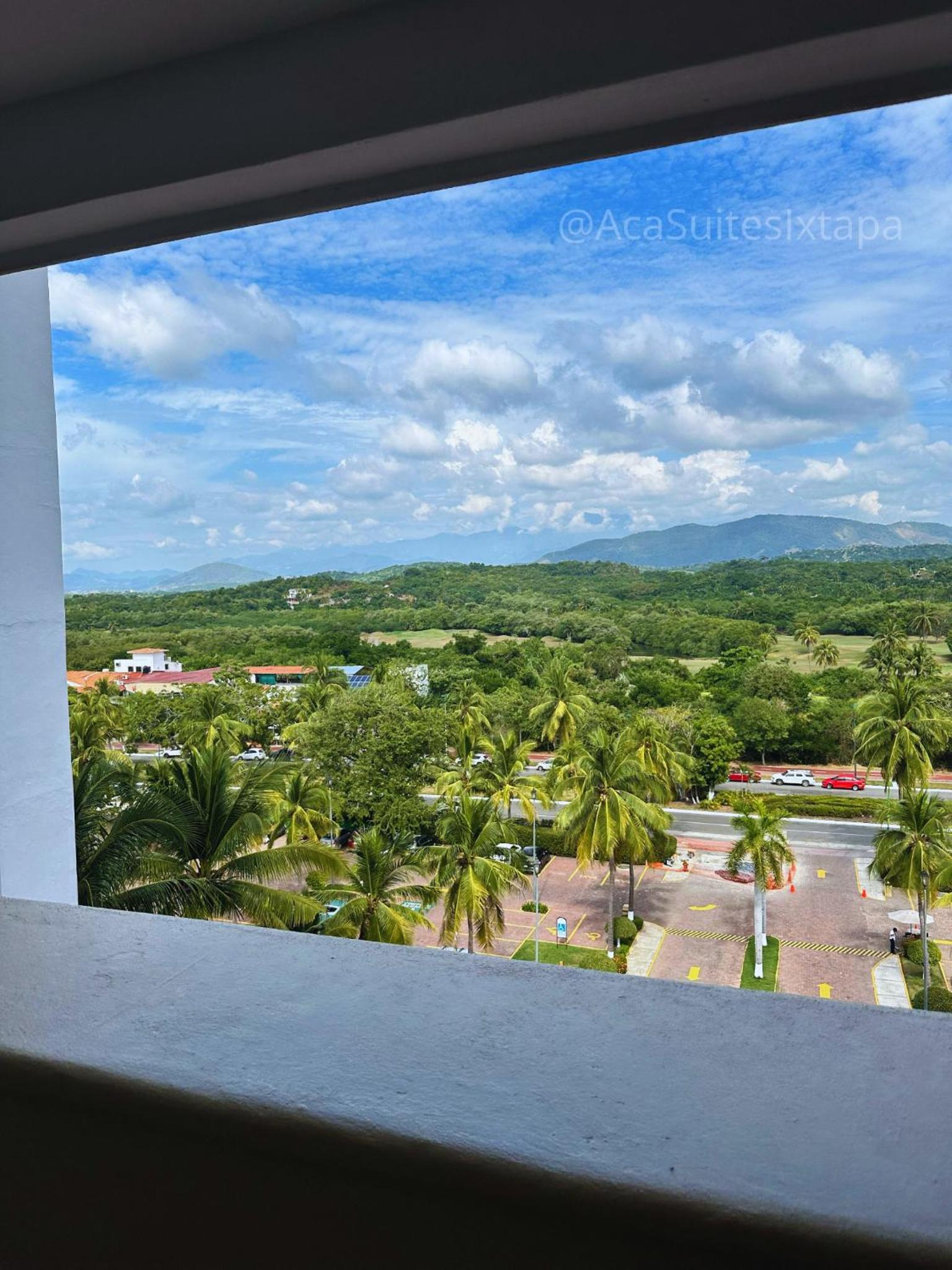 Aca Suites Ixtapa