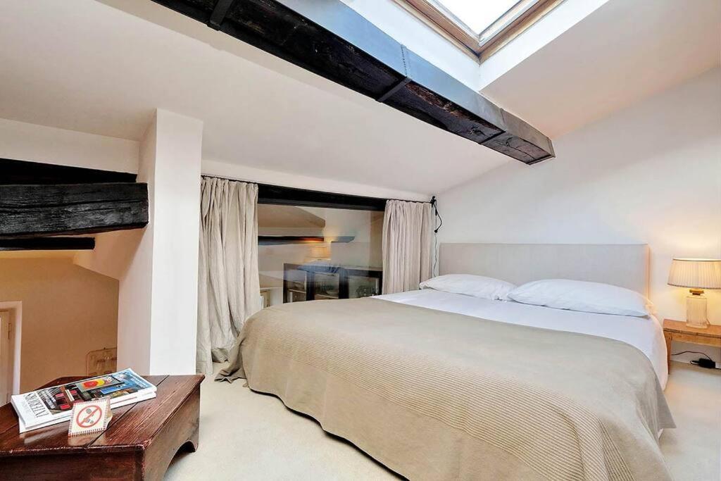 Trastevere Charming Loft | Romeloft photo 3