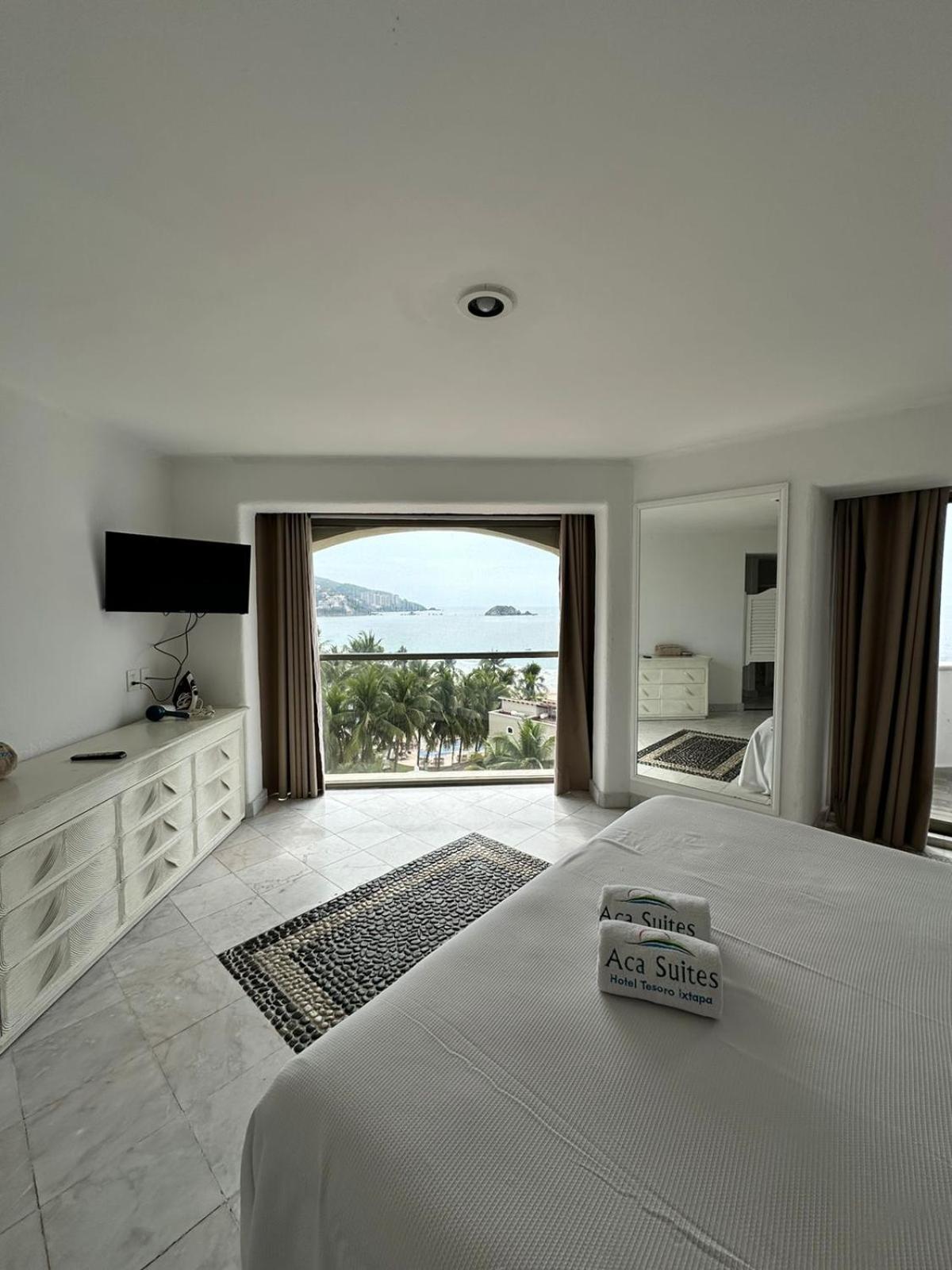 Aca Suites Ixtapa