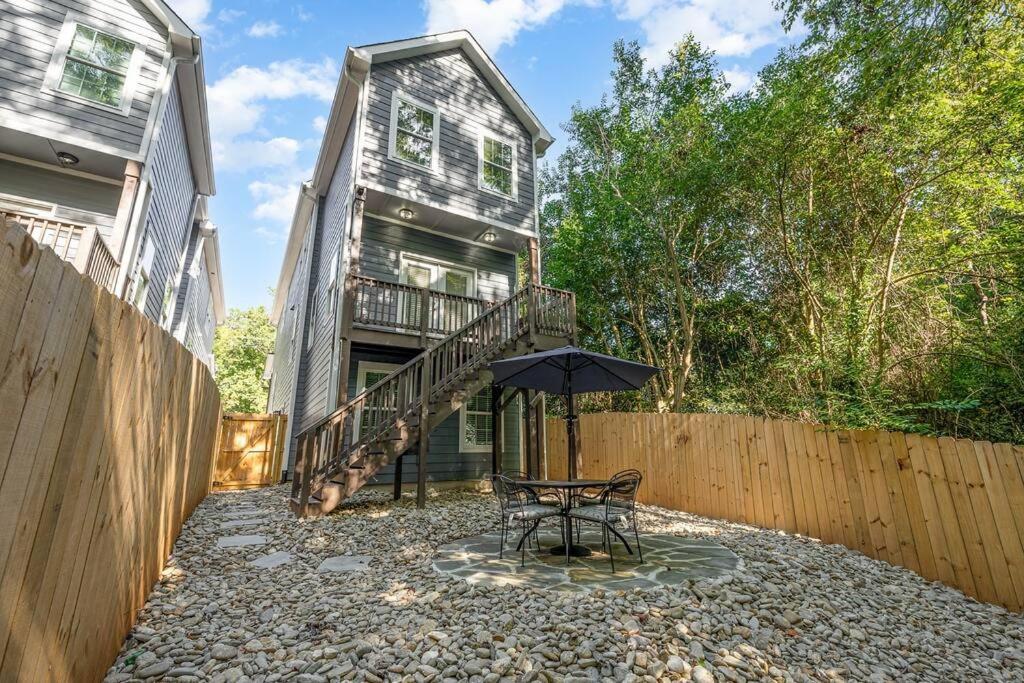 10 Mins from Uptown CLT Retreat! view 3