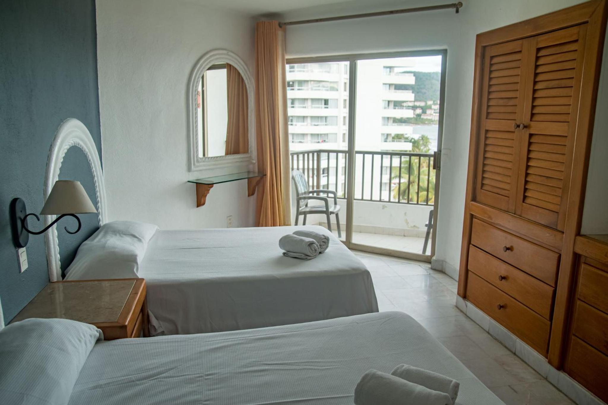 Aca Suites Ixtapa