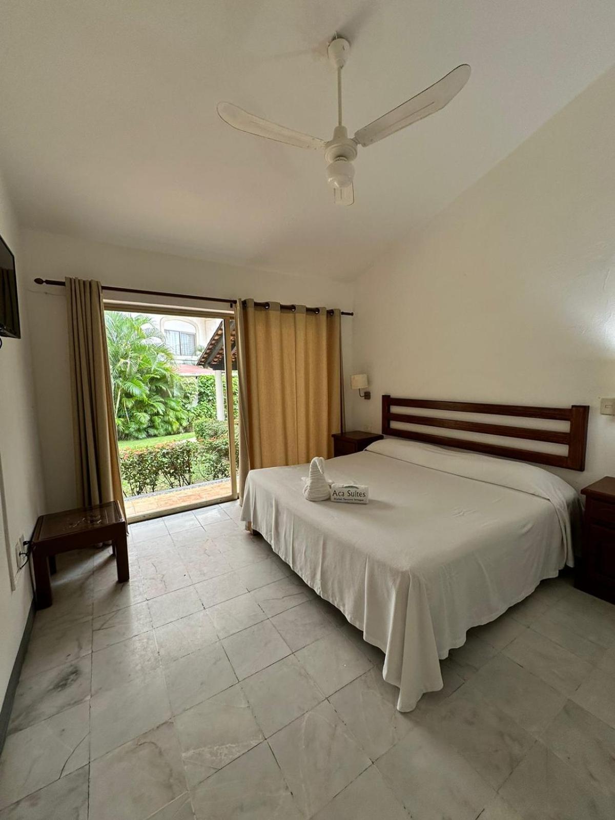 Aca Suites Ixtapa
