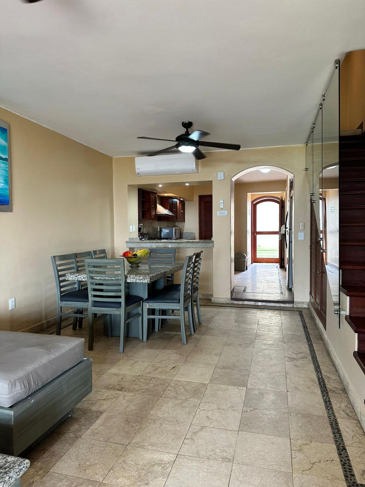 Aca Suites Ixtapa