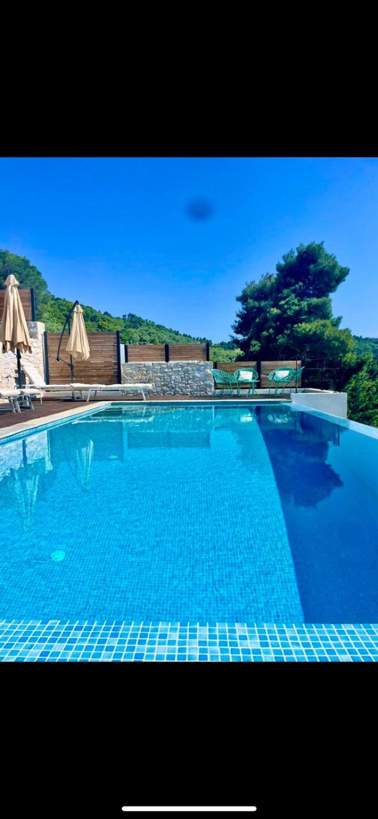 Damari Luxury 3 Bedroom Villas with Private Pool, Skiathos