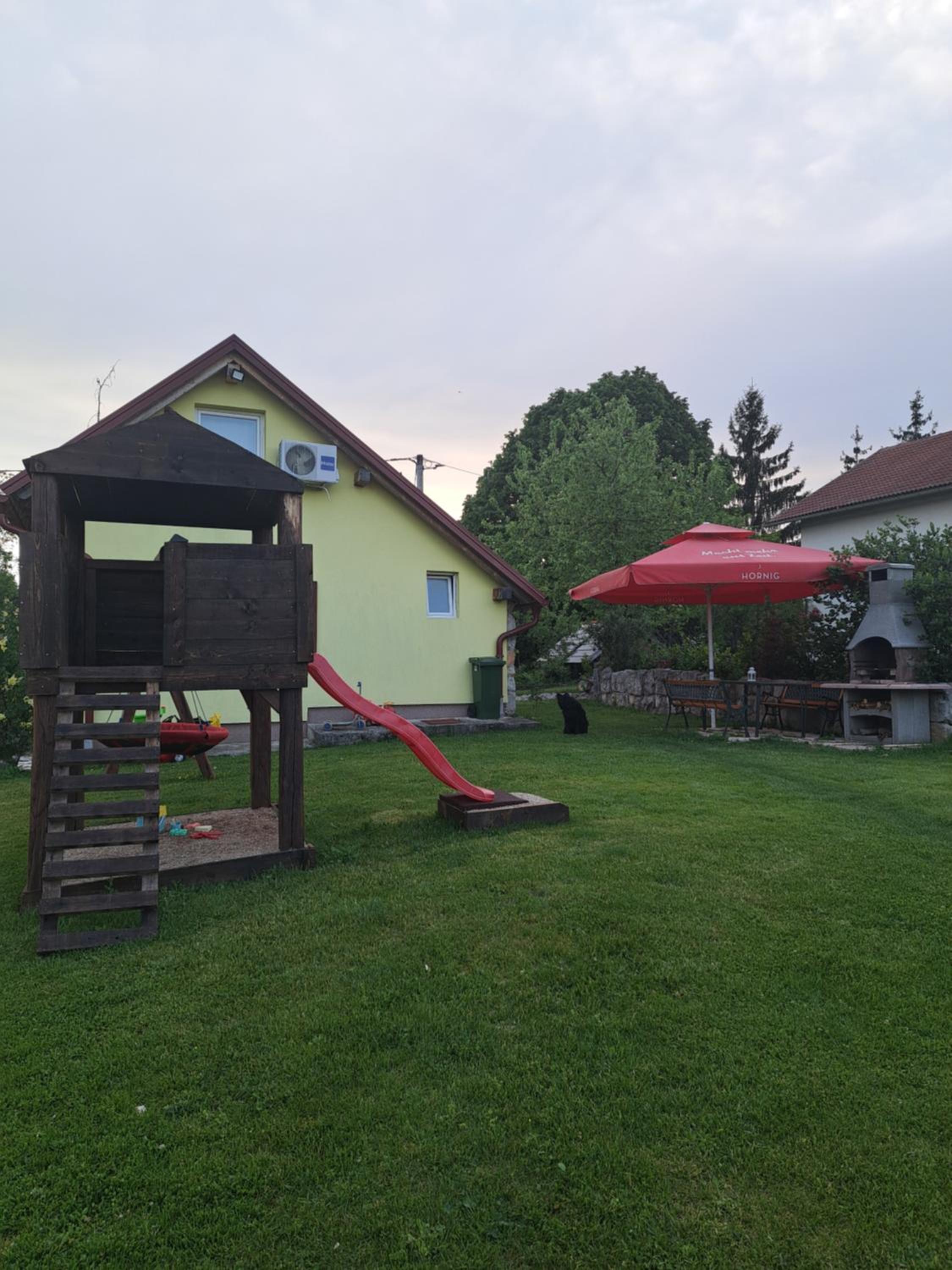 Photo 27