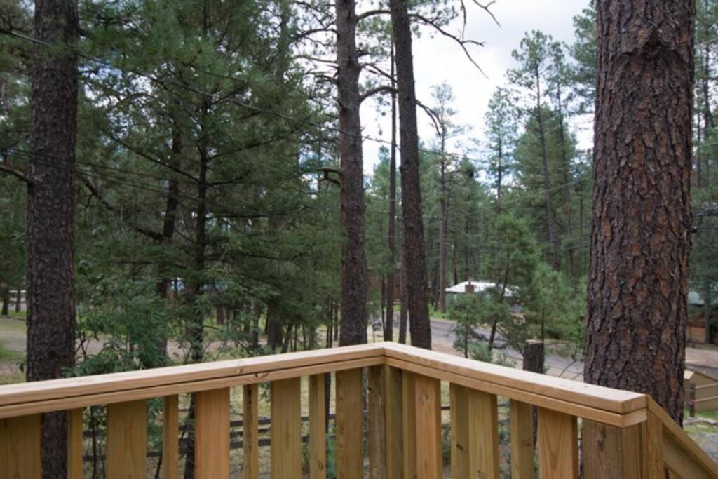 Roadrunner - Cozy Cabin - Whirlpool and Hot Tub view 3