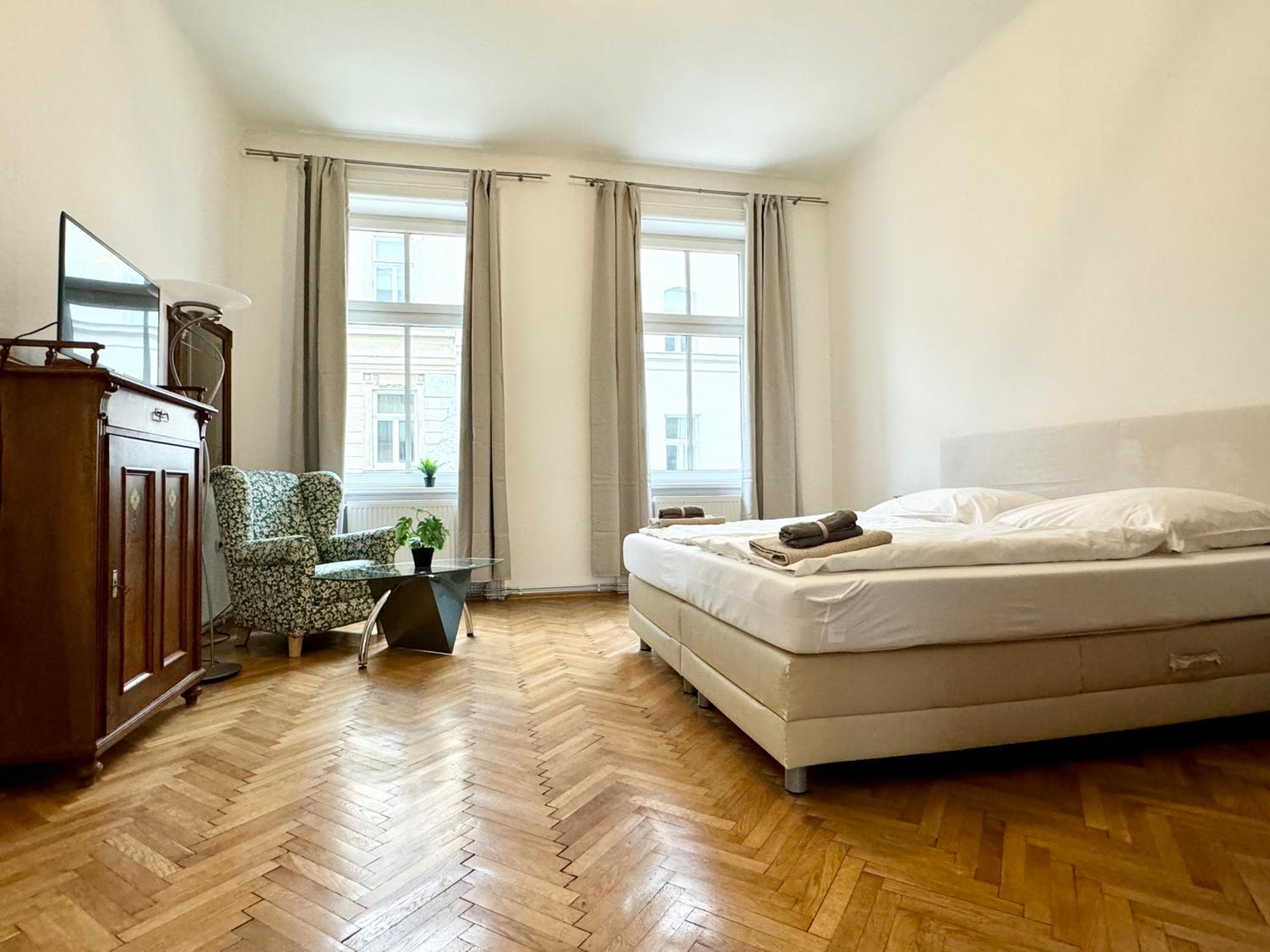 Cosy Apartment located at famous Vienna Kutschkermarkt