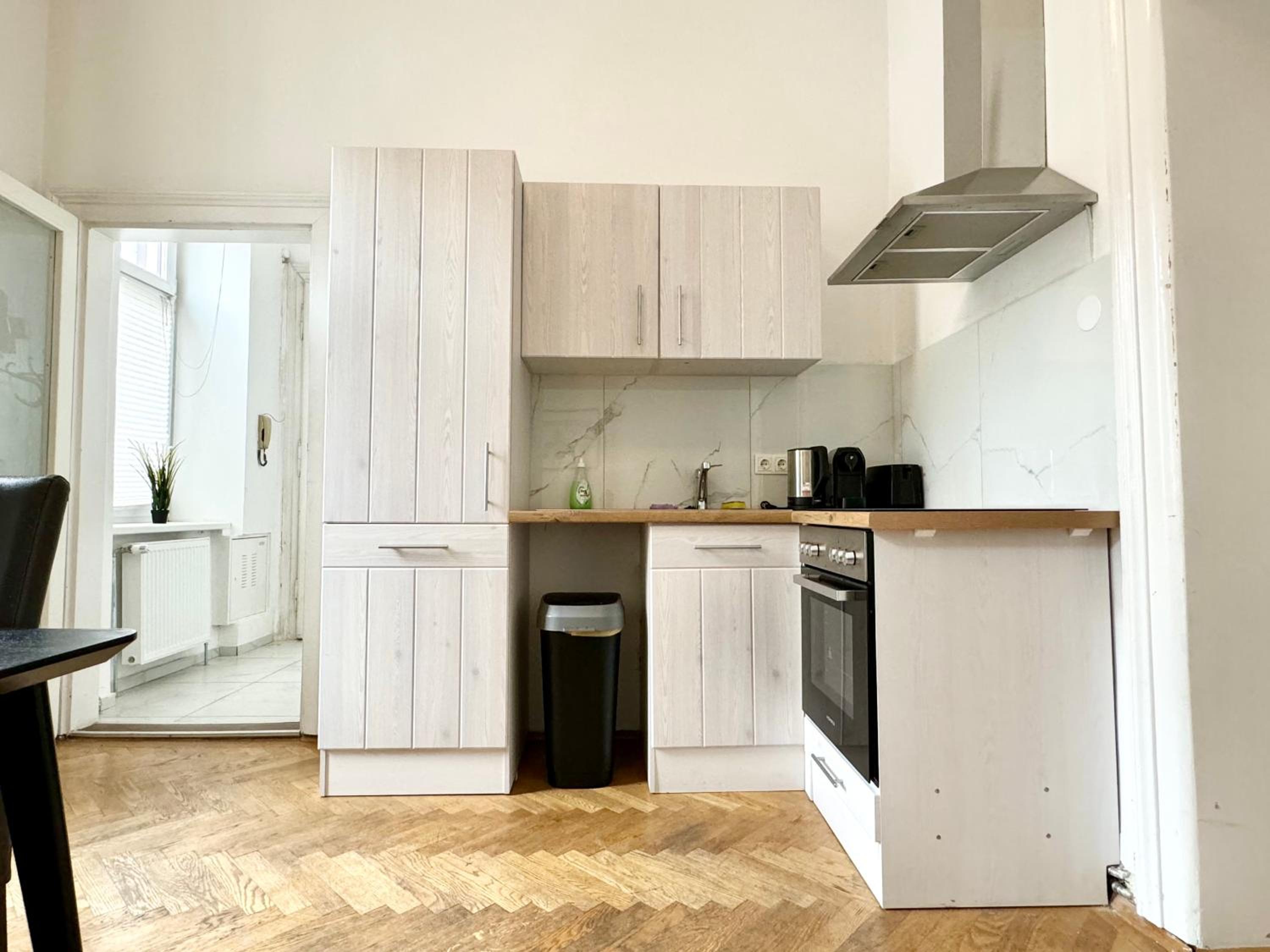 Cosy Apartment located at famous Vienna Kutschkermarkt