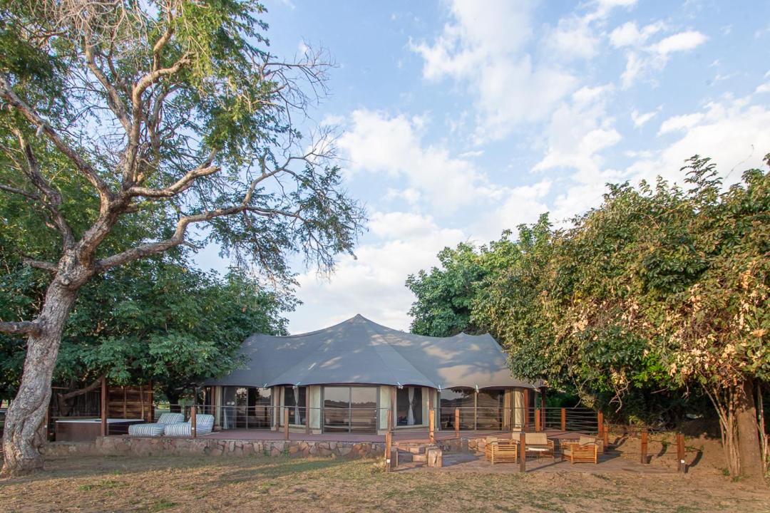 Mopani Safari Lodge view 3