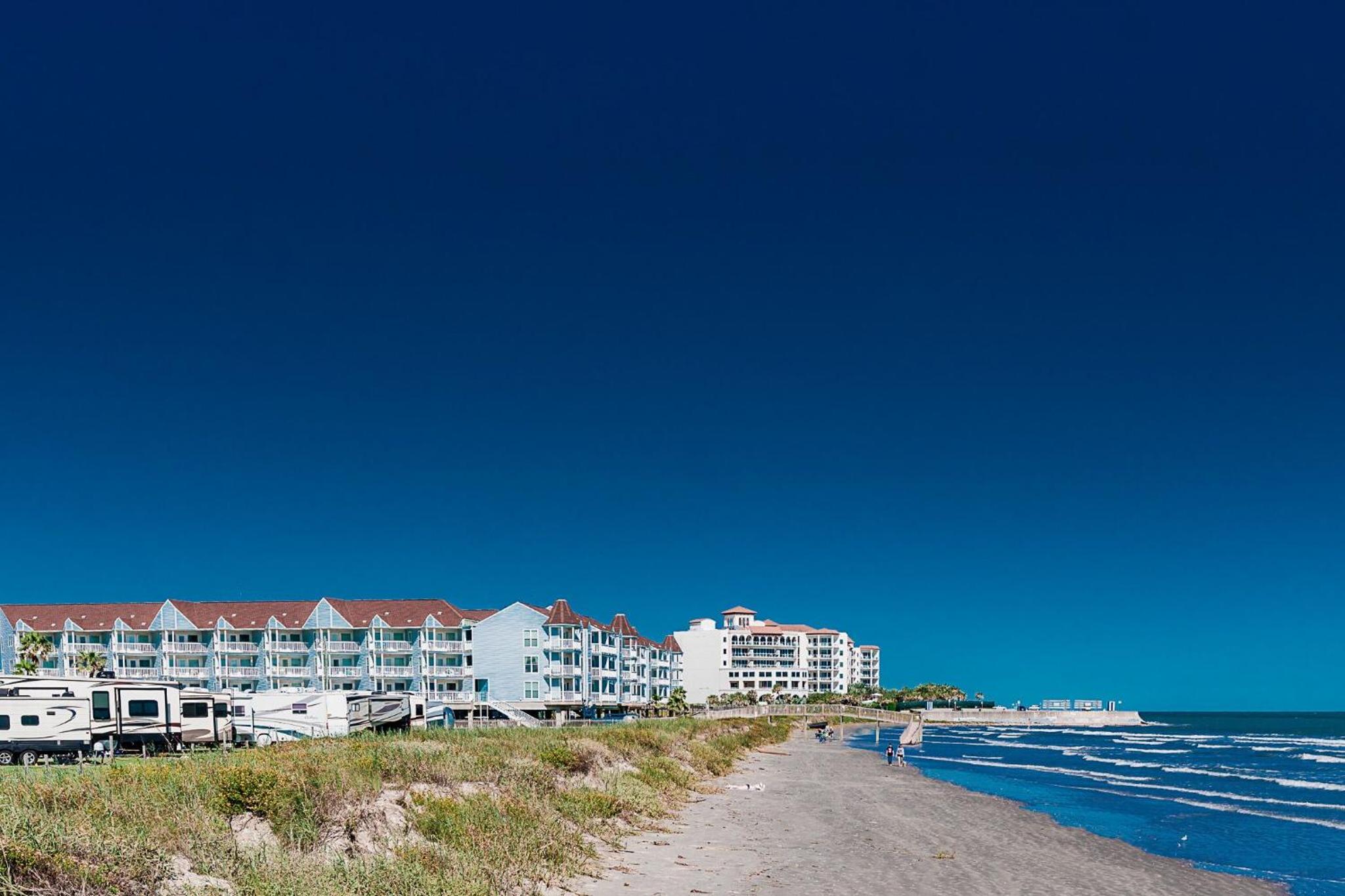 Hotel A Beachside Retreat - Image 1