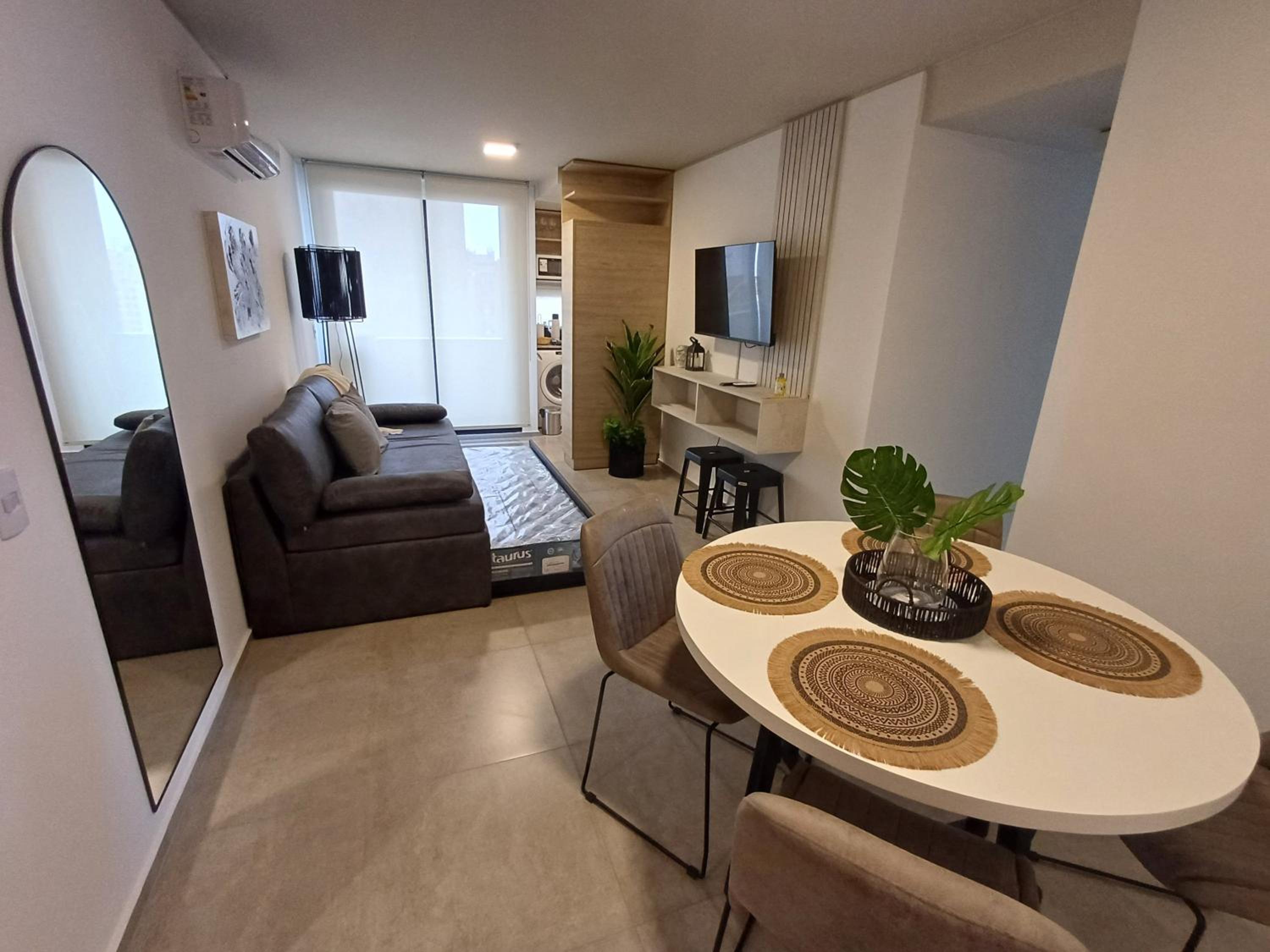SERIETÁ 1 dormitorio con pileta y terraza