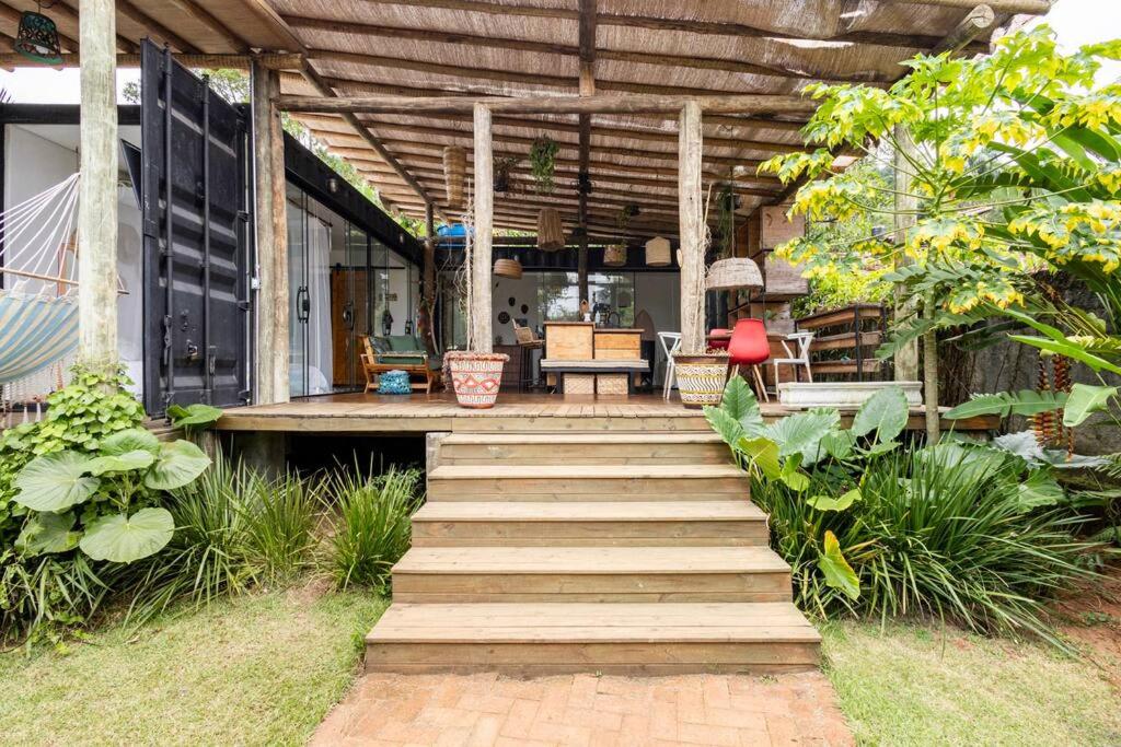 Casa aconchegante a 700 metros da praia