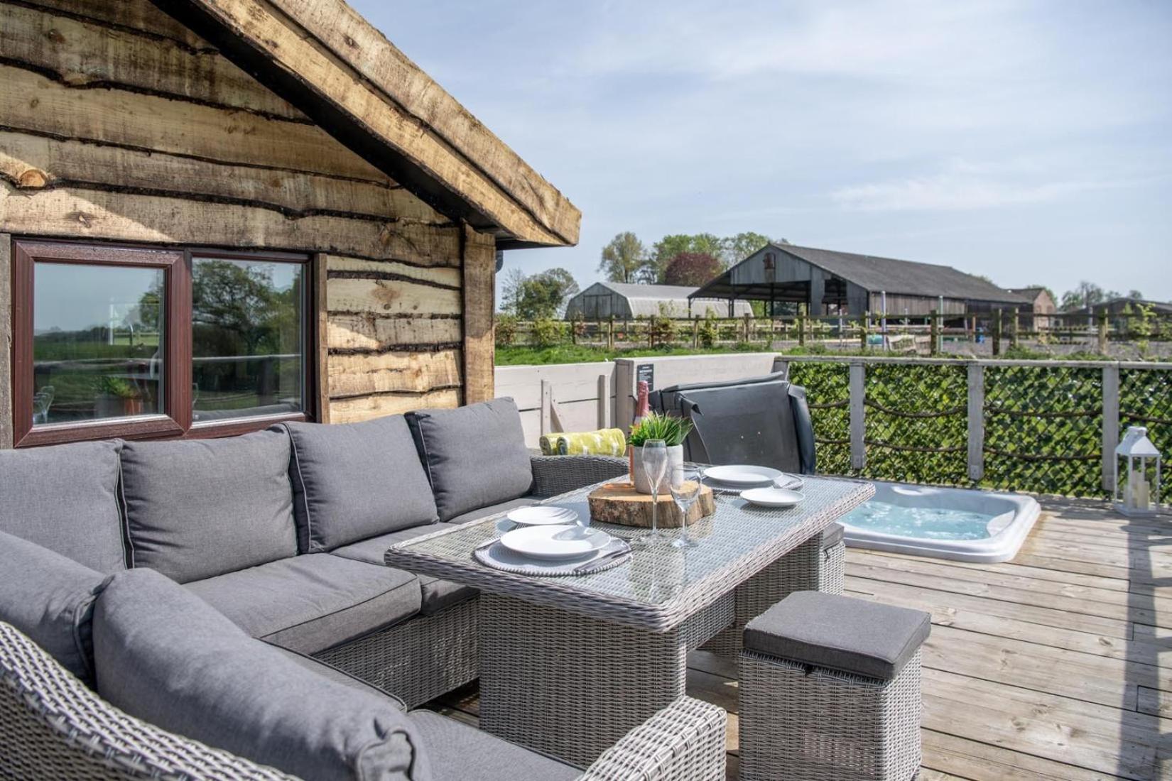 Tesseyman Lodge