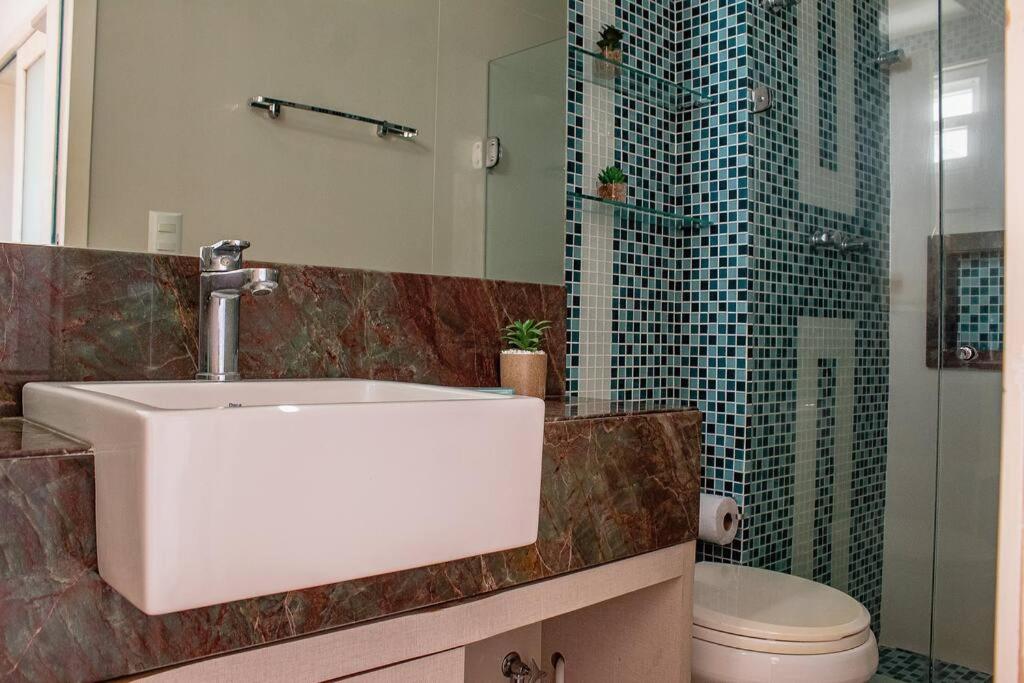 Cobertura de Cinema com Piscina Privativa II