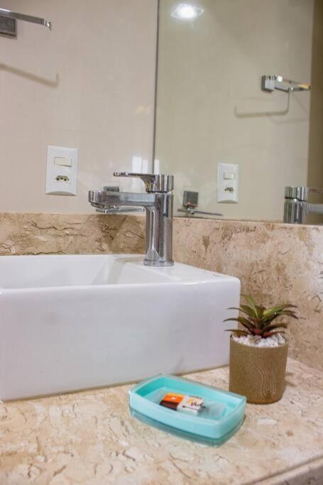 Cobertura de Cinema com Piscina Privativa II