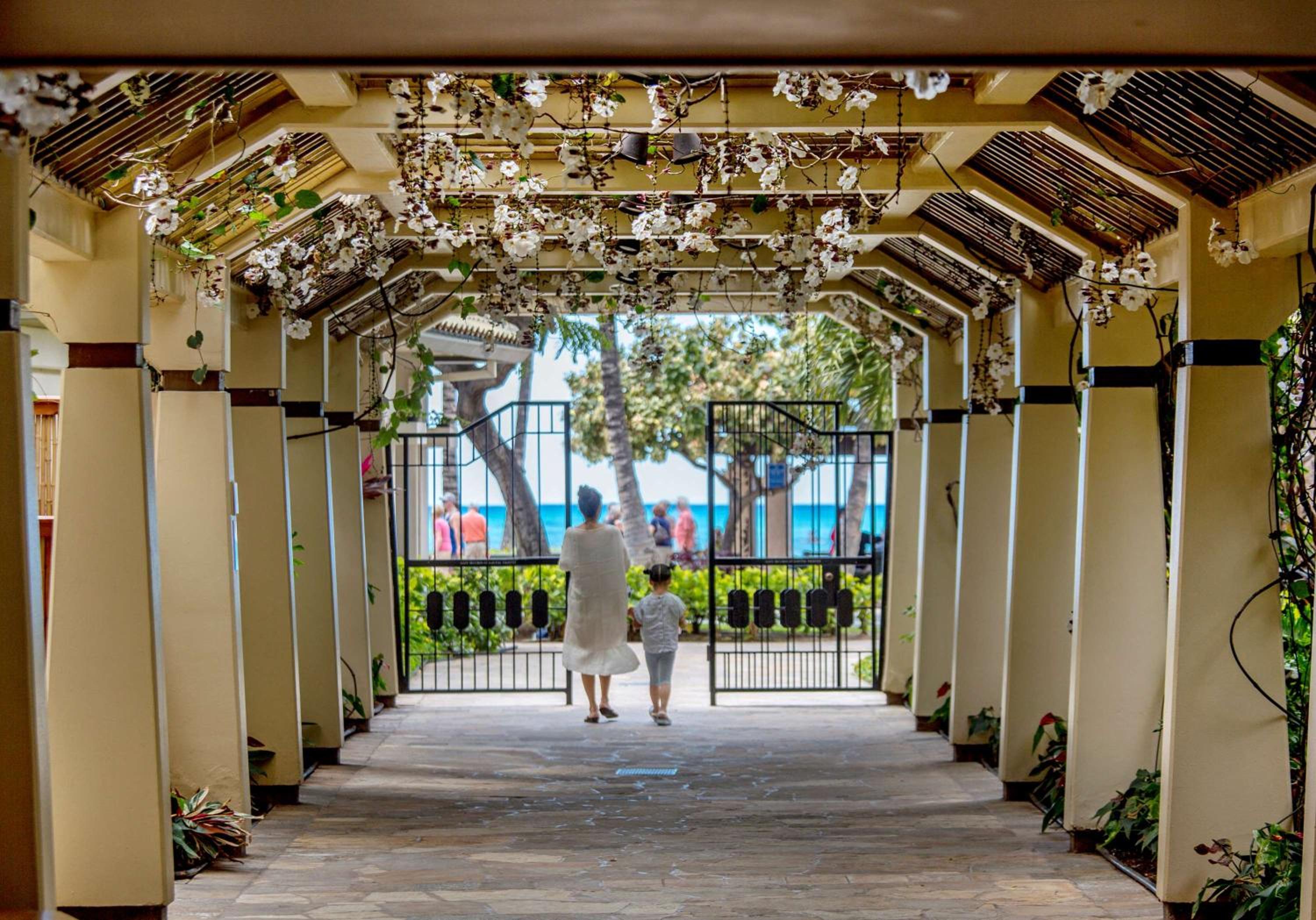 Aston Waikiki Beach Tower hotel photo