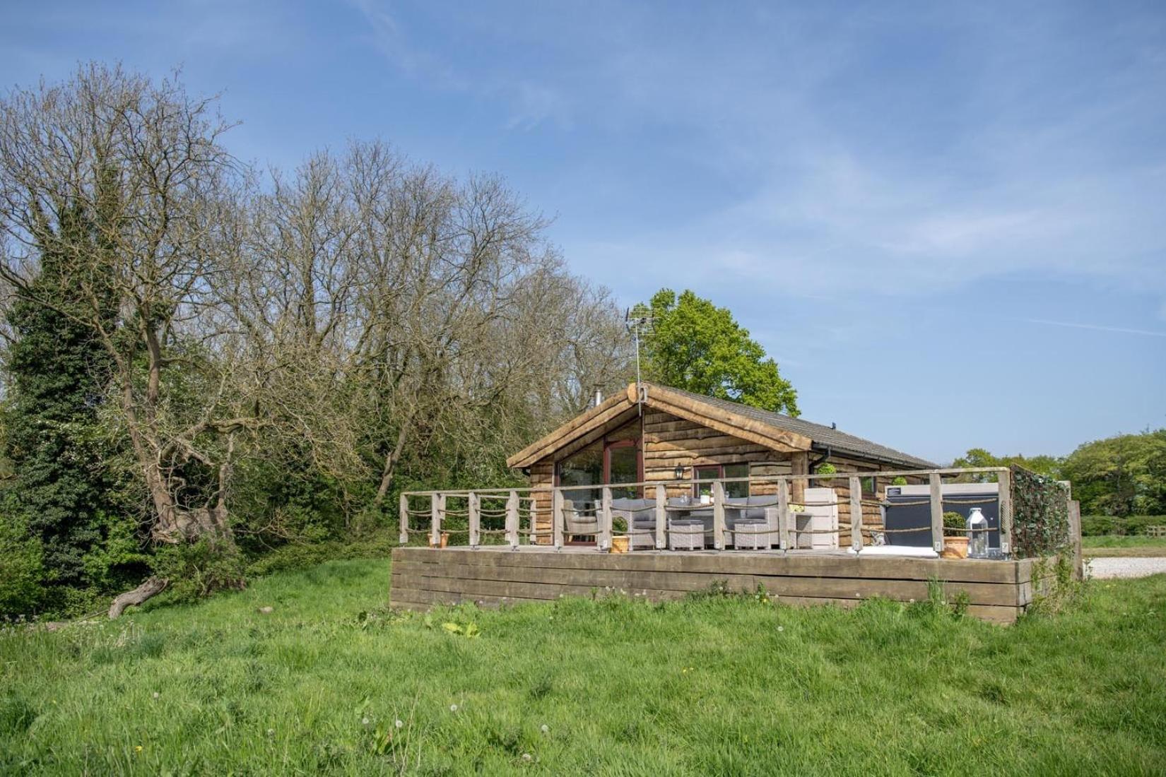 Tesseyman Lodge