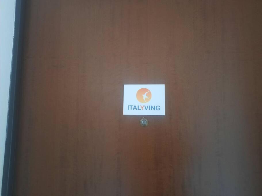 Origgio business apt Italyving