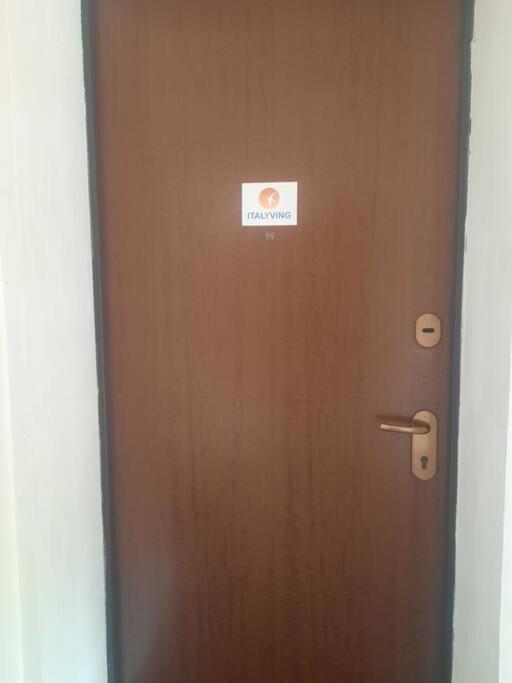 Origgio business apt Italyving