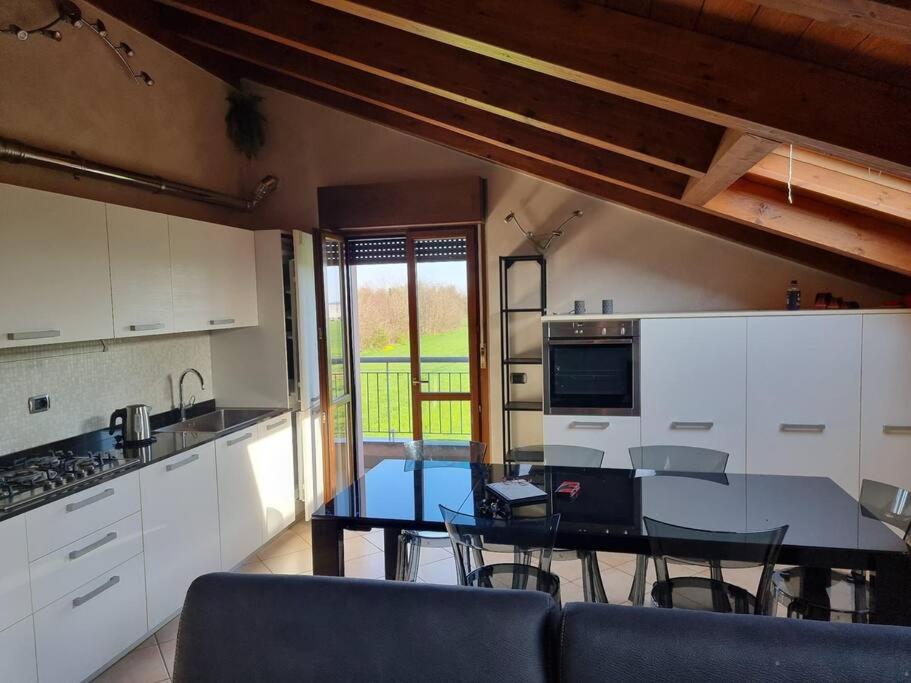 Origgio business apt Italyving