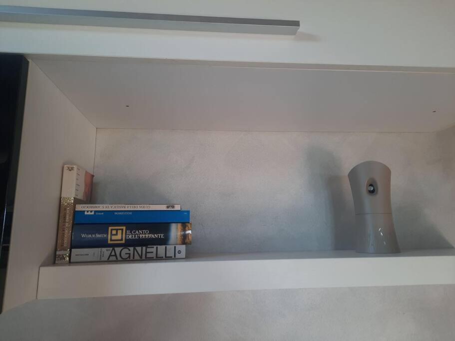 Origgio business apt Italyving