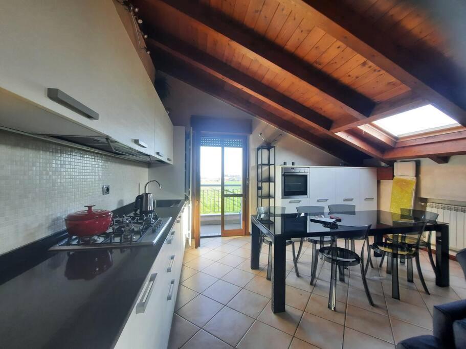 Origgio business apt Italyving