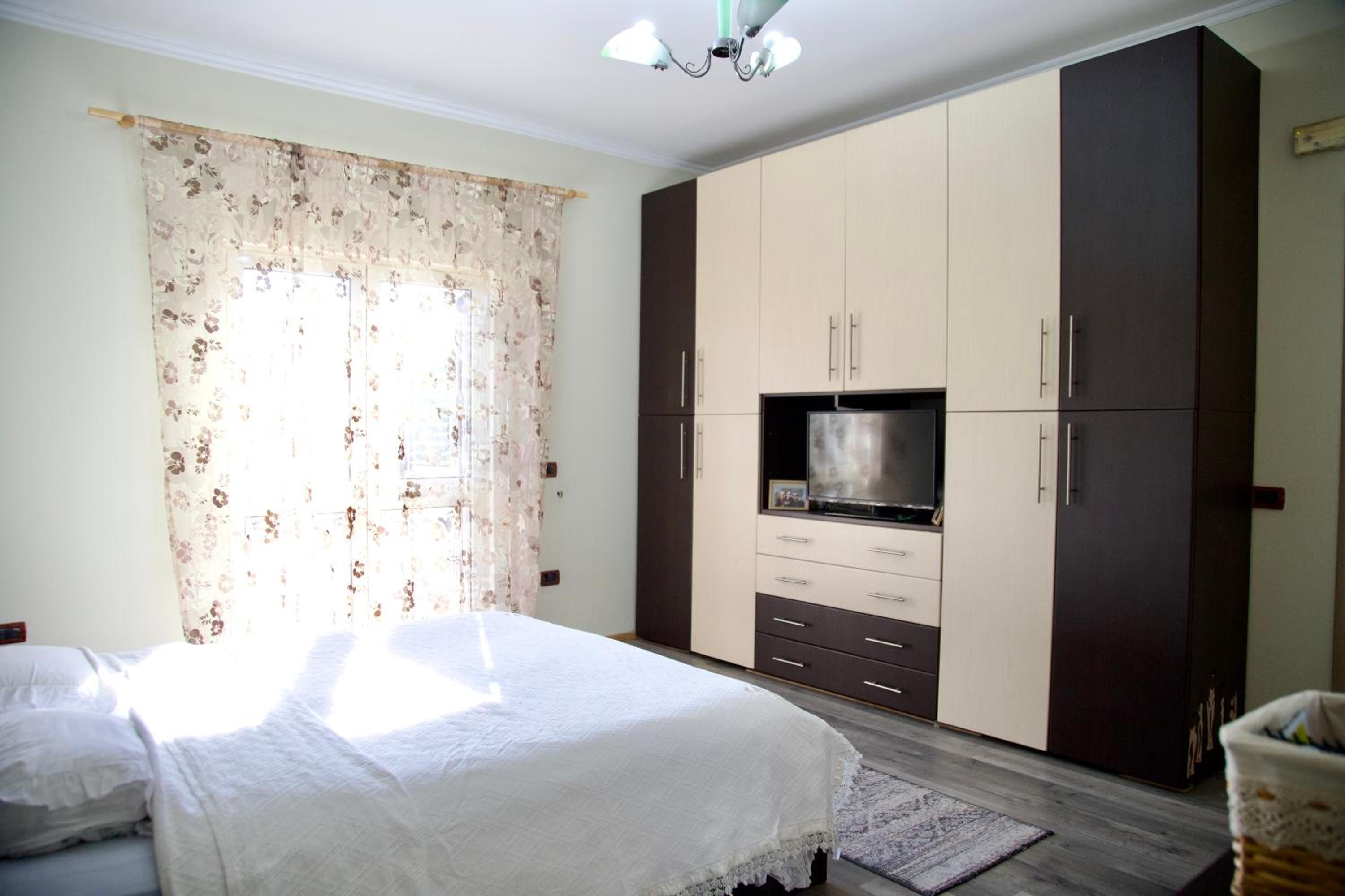Rooms by Romi