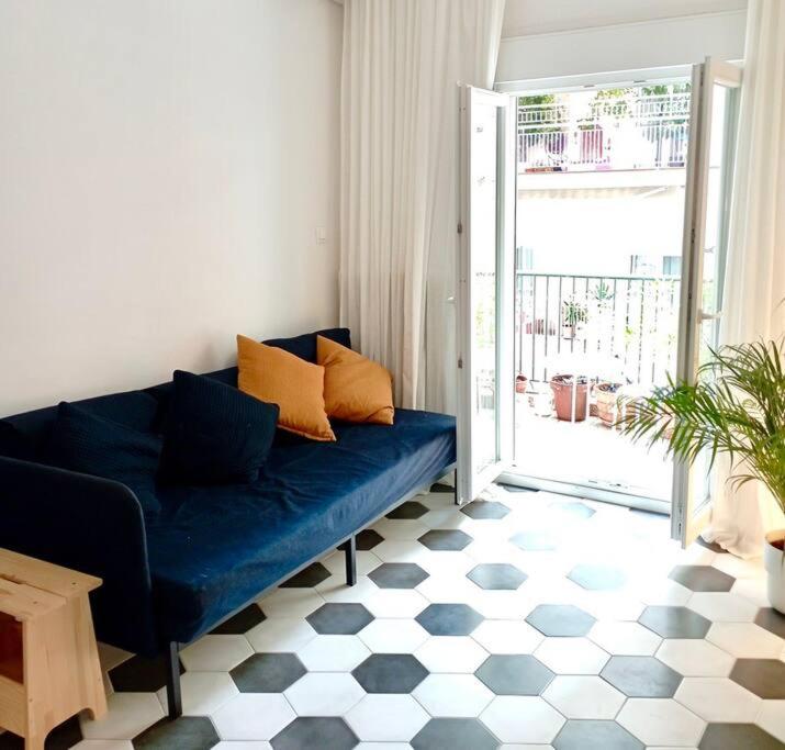 Stylish City Flat Near Promenade