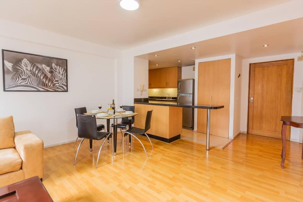 Savanna Suite Rep Salvador