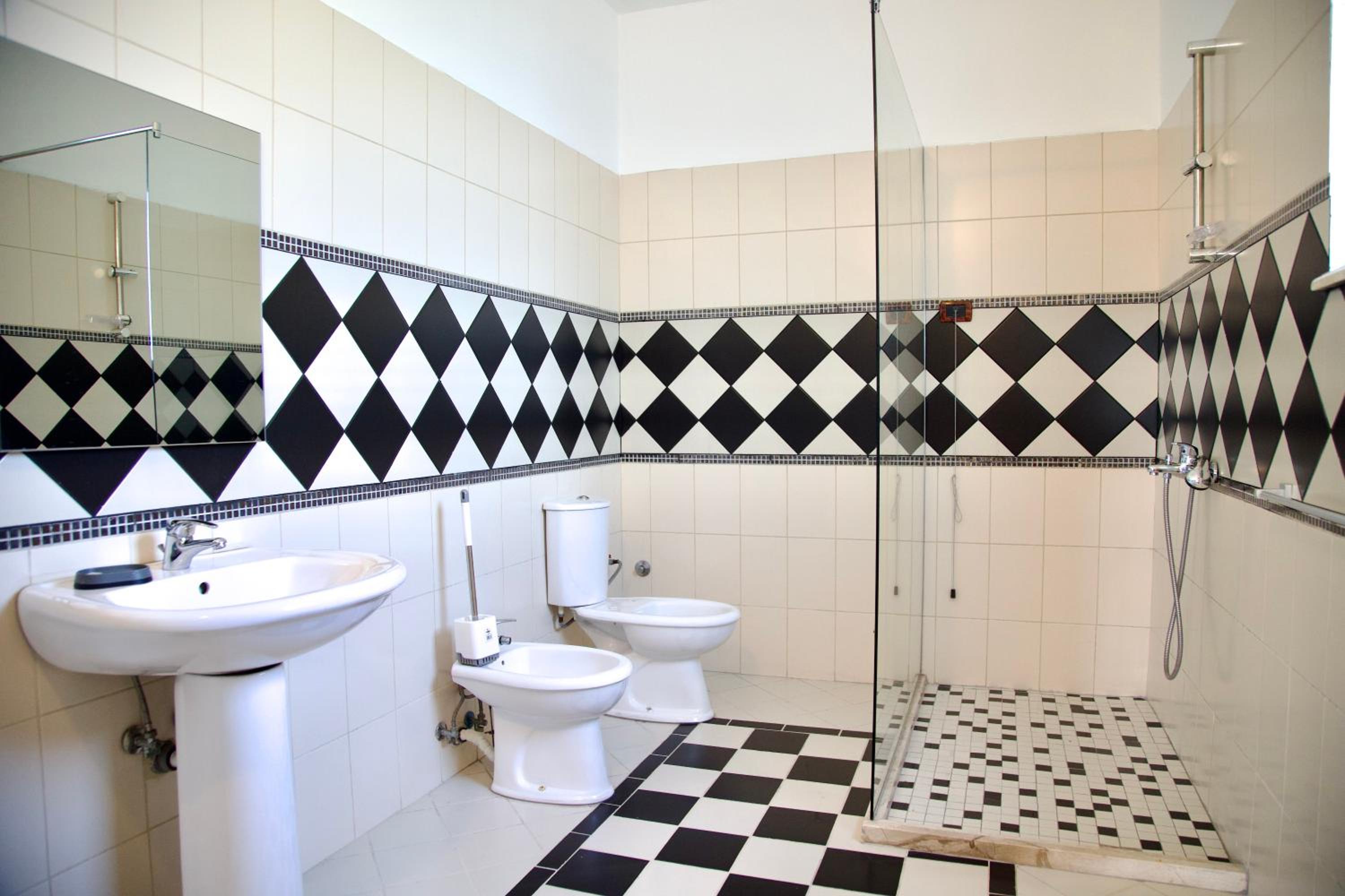 Rooms by Romi