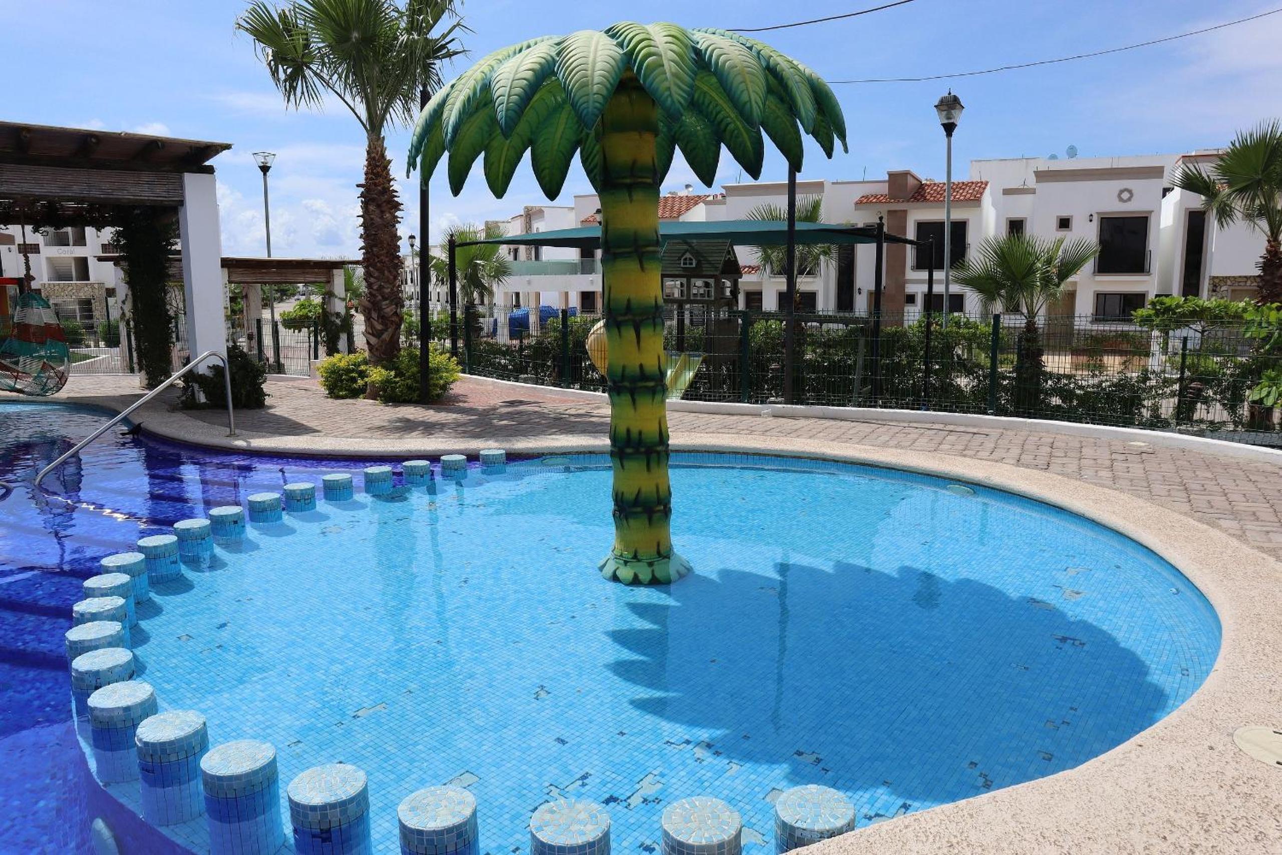 Residencial privado con alberca