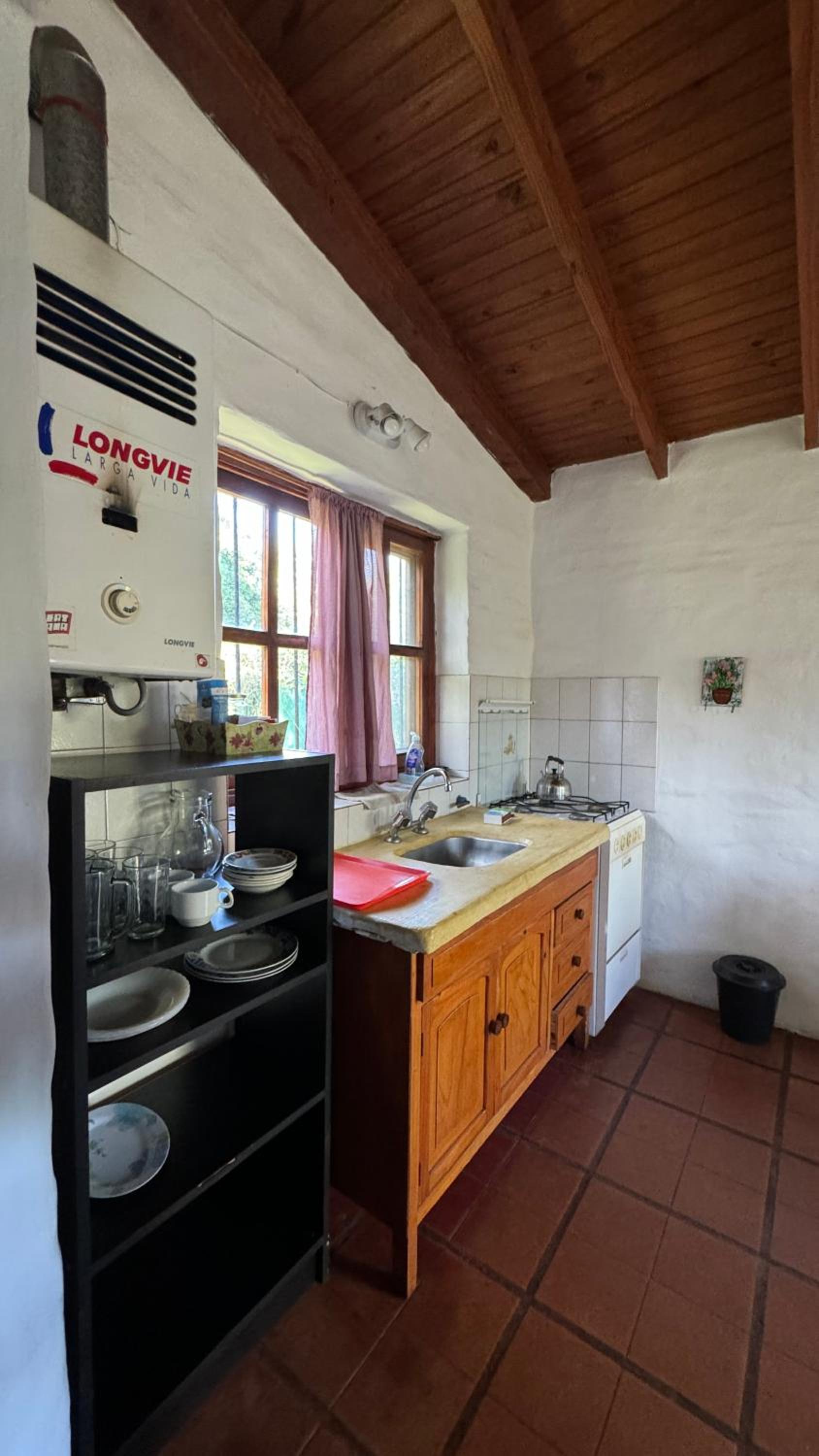 Casita Lavanda - cercana a plaza de Villa de las Rosas con patio y asador