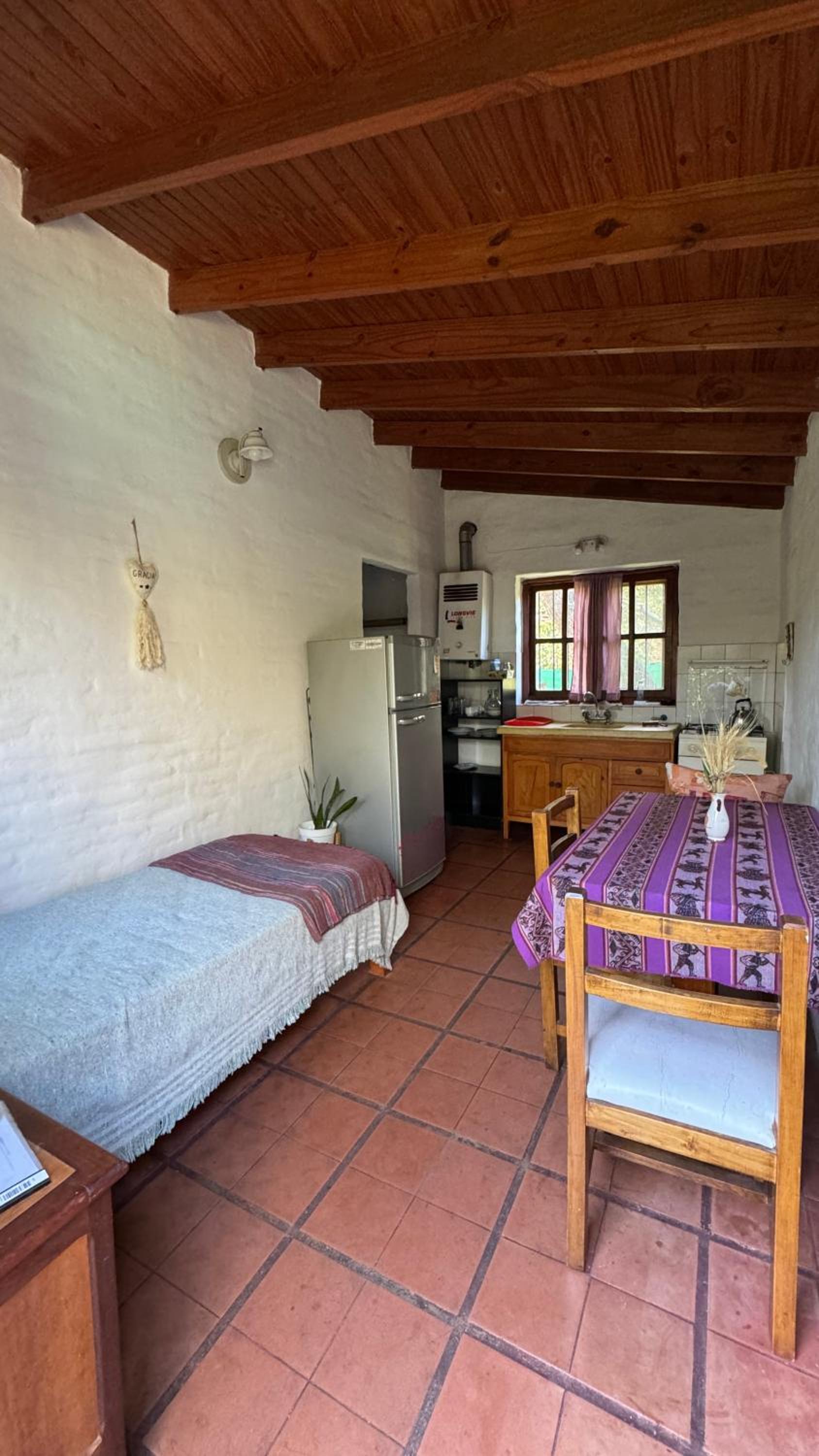 Casita Lavanda - cercana a plaza de Villa de las Rosas con patio y asador
