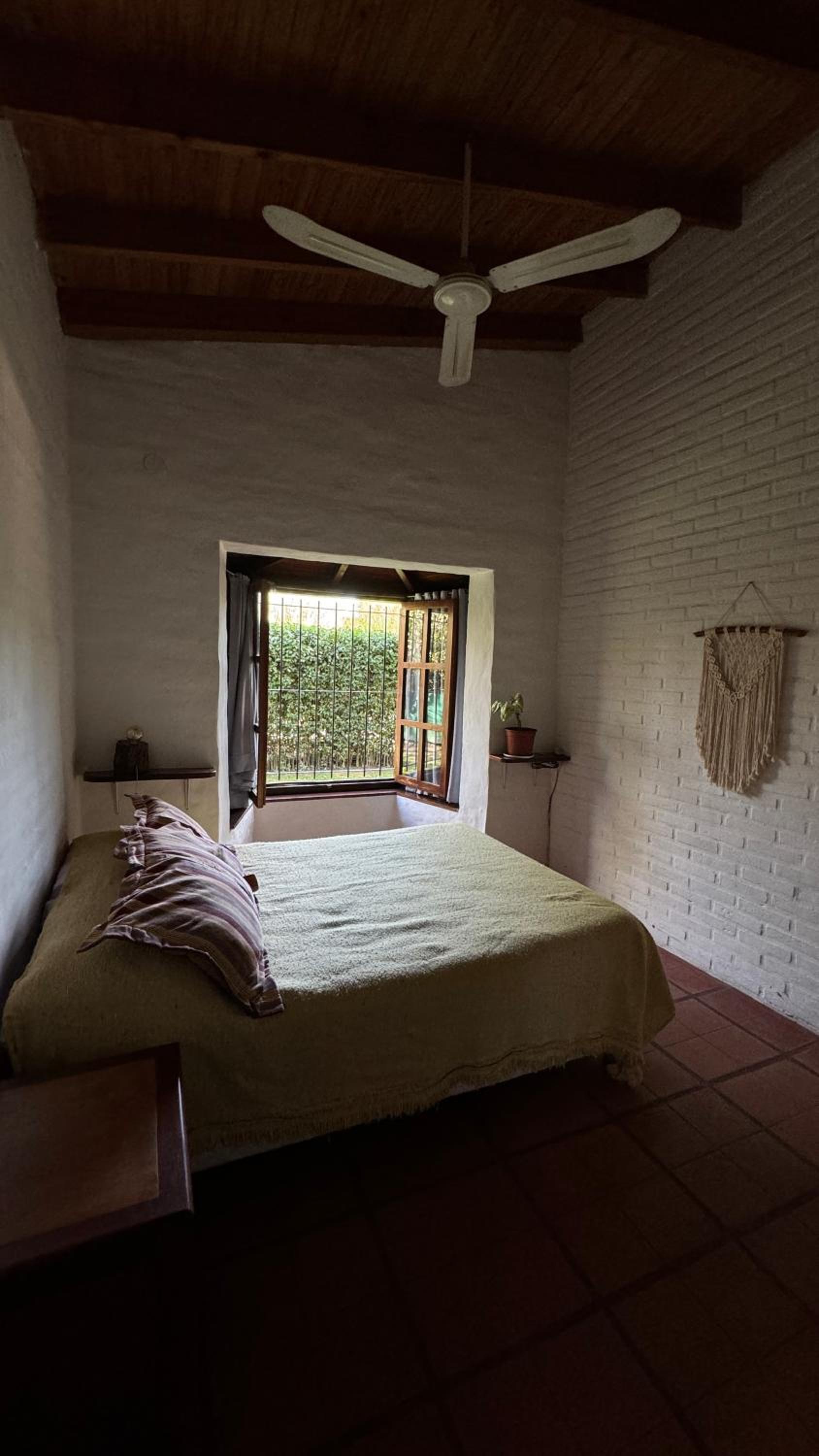 Casita Lavanda - cercana a plaza de Villa de las Rosas con patio y asador