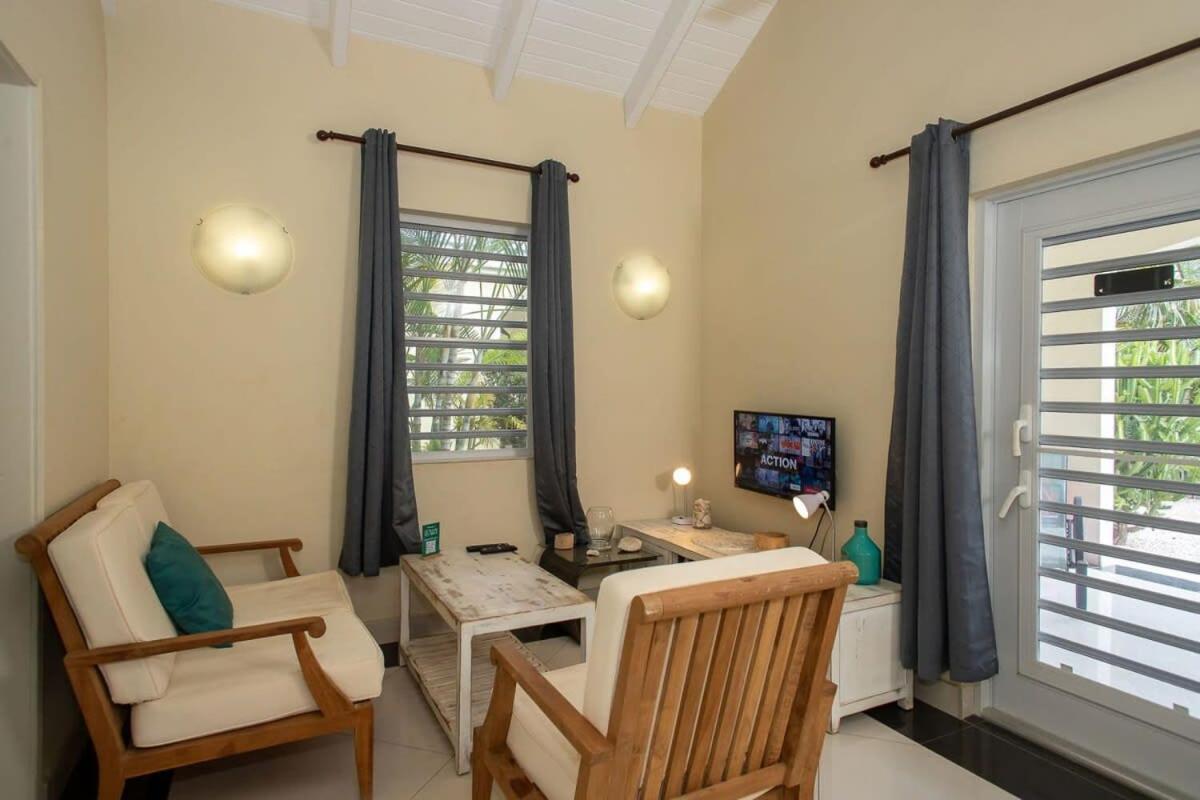 Caracara G1 Relax & Dive Resort Bonaire Village